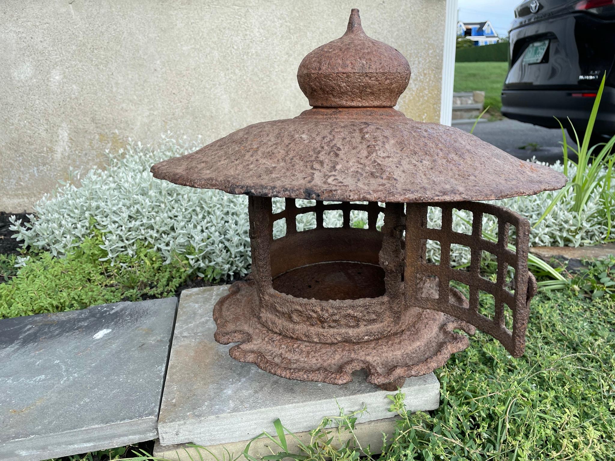 Japanese Matching Pair Antique Yukimi Lanterns, Signed 2