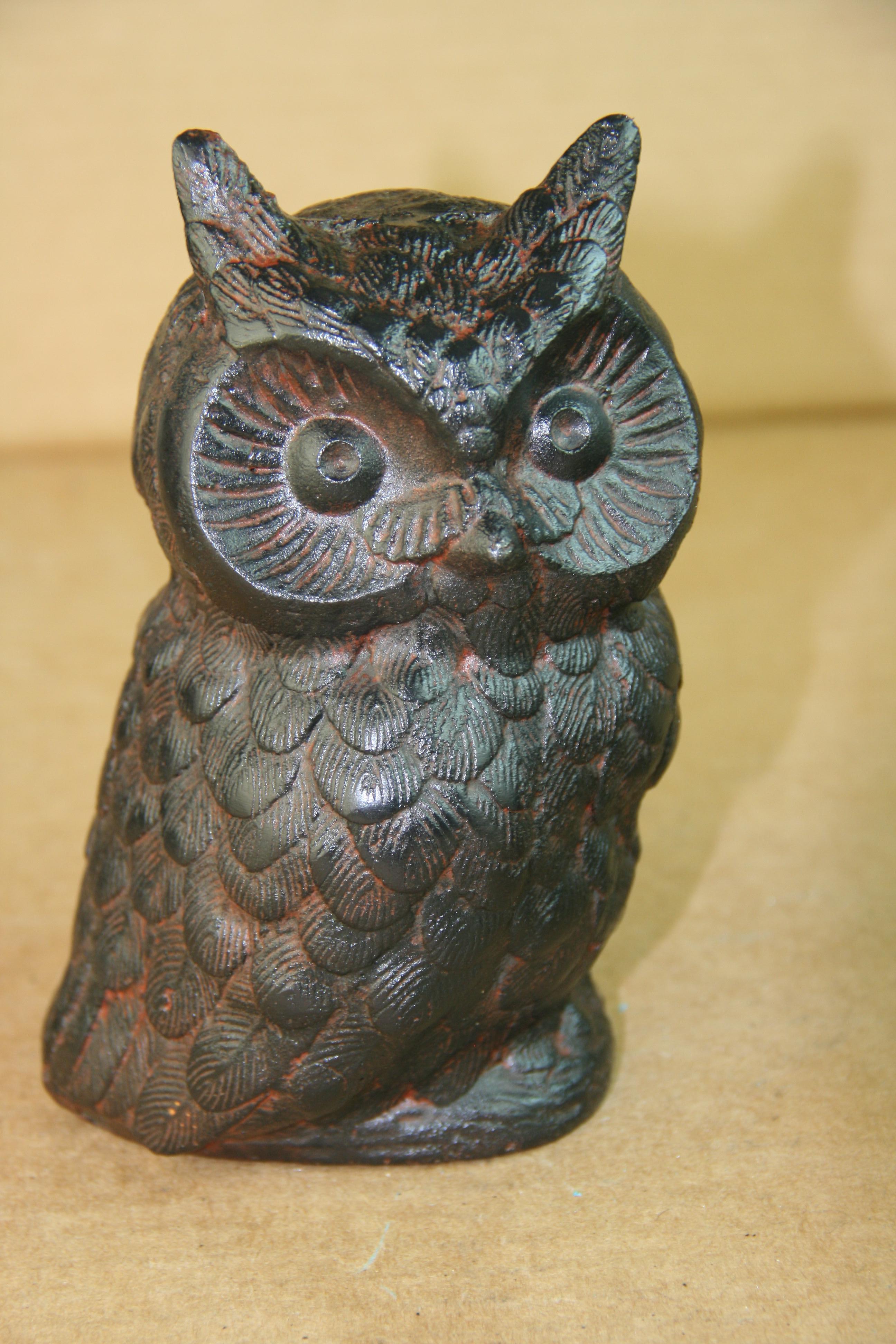 Mid-20th Century Japanese Matching Pair Owl Sculptures/Bookends