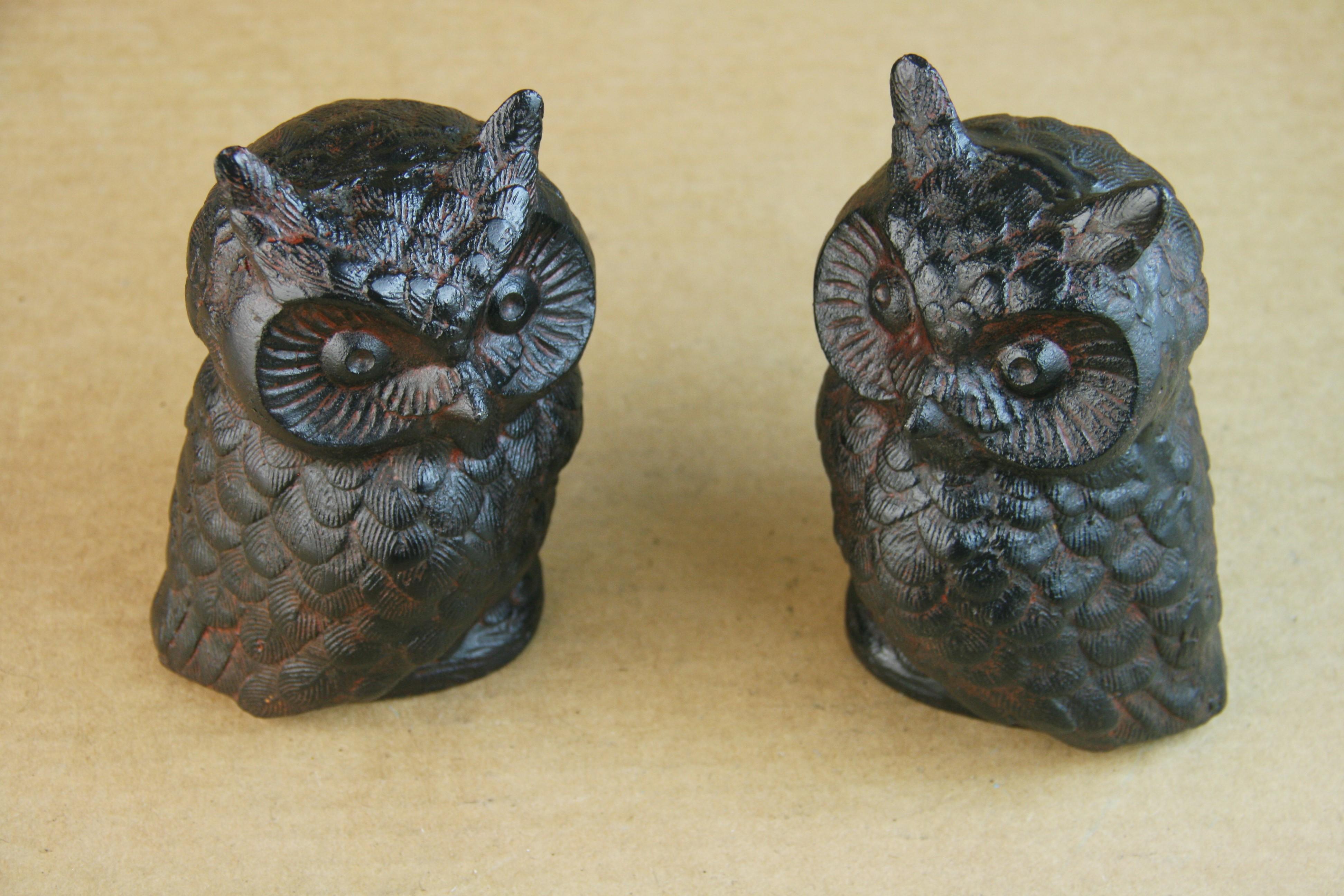 Japanese Matching Pair Owl Sculptures/Bookends 1
