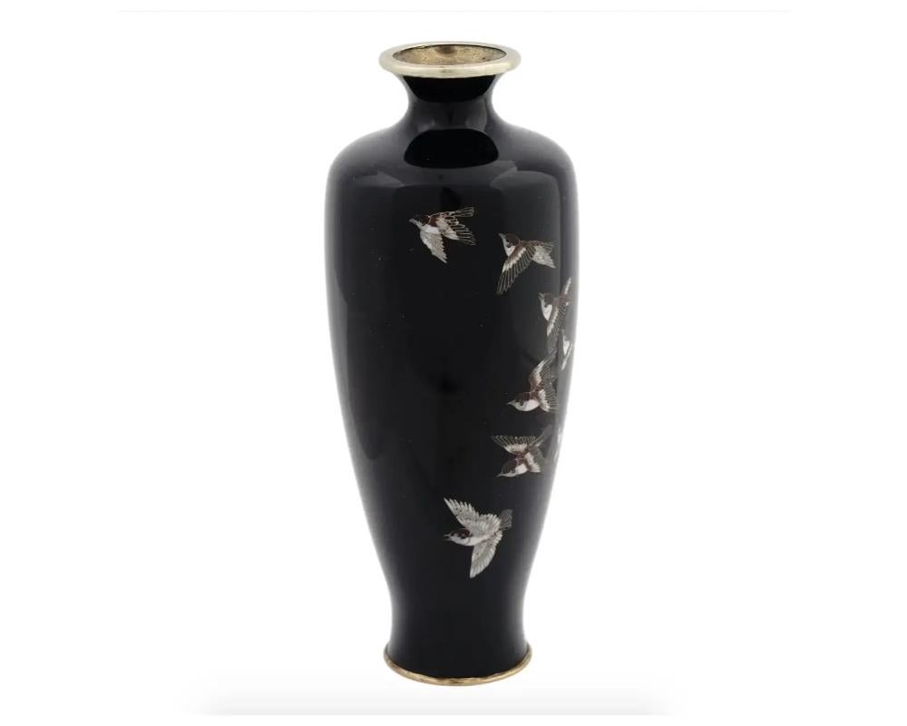 Giapponese Antico Cloisonne giapponese Meiji Smalto nero 11 passeri su vaso in vendita