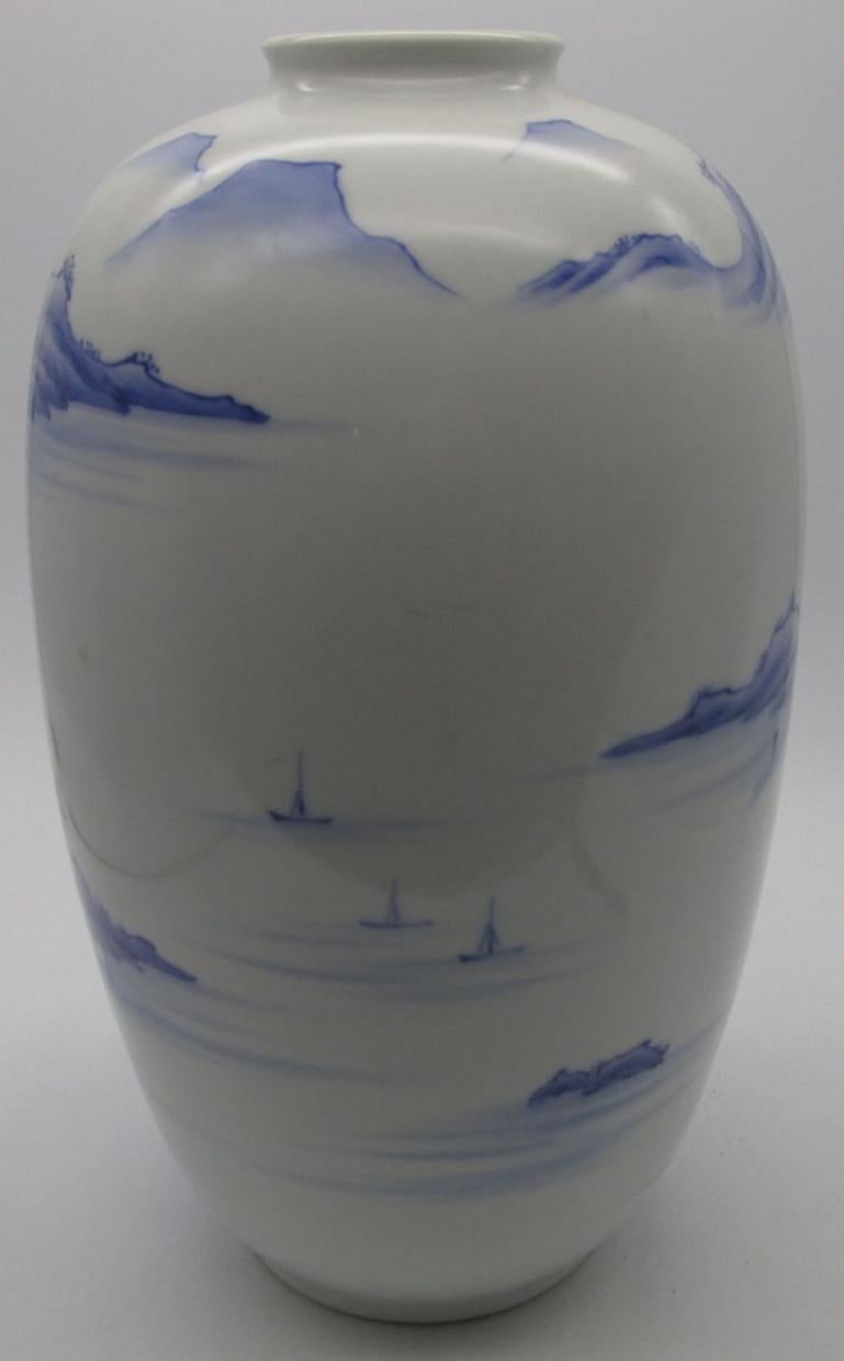 Japanese late 19th century highly collectable signed decorative porcelain vase by Tominaga Genroku (1859 - 1920). Tominaga Genroku was a highly respected porcelain artist who worked in Ureshino near Arita, Japan in Meiji-Taisho period. His position