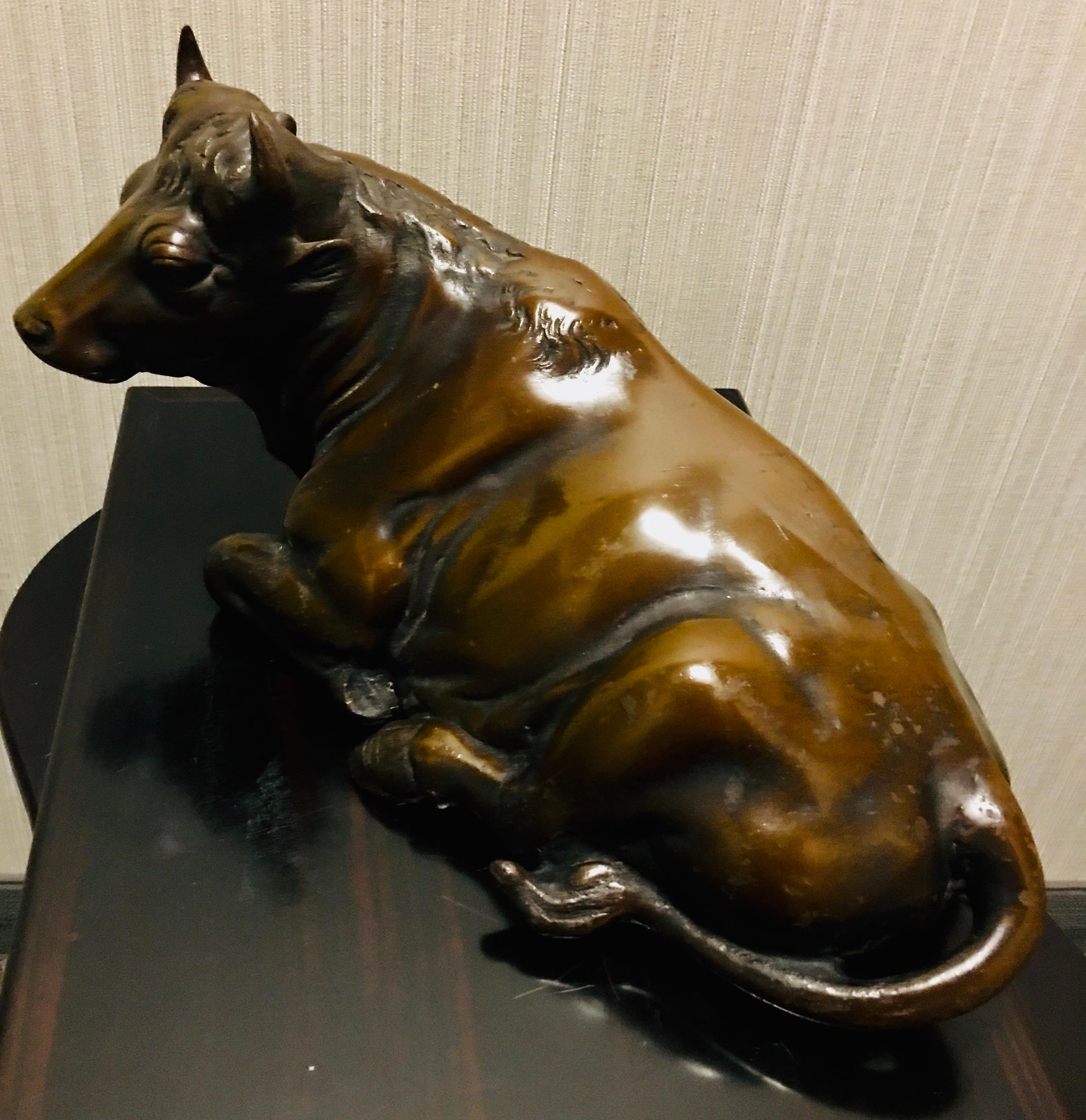 Late 19th Century Japanese Meiji Bronze Cow Sculpture on Lacquered Stand