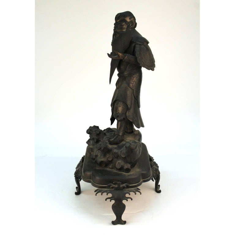 Japanese Meiji Bronze Guardian of the Sea In Good Condition For Sale In New York, NY