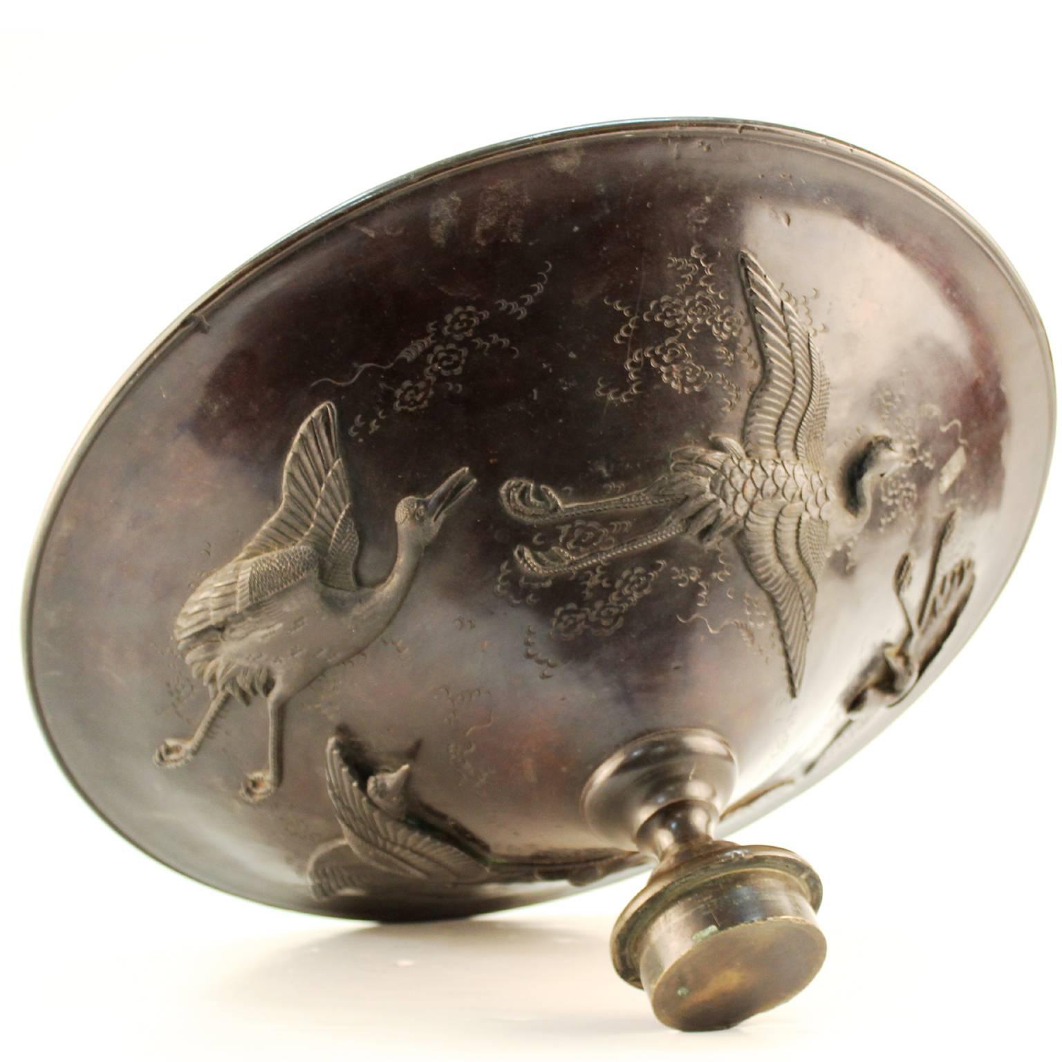 Japanese Meiji Bronze Ikebana Vessel on Sculpted Bronze Wave In Good Condition In Astoria, NY