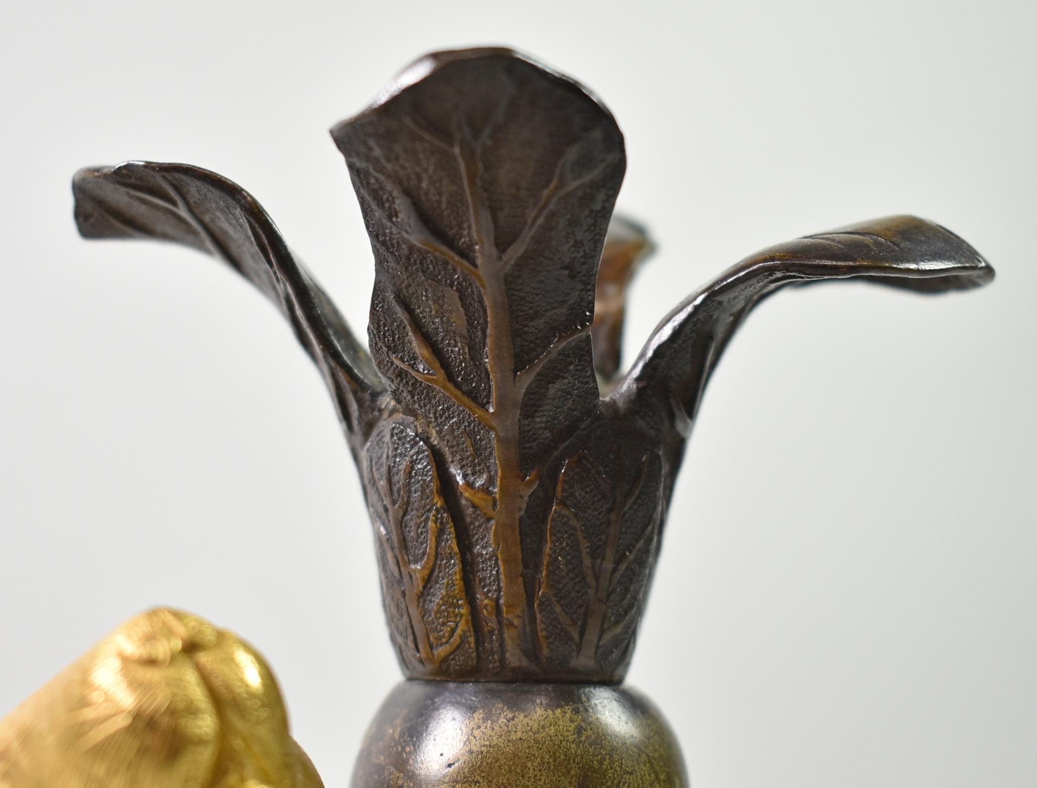 Japanischer Meiji-Bronze-Kerzenständer mit Rattenmotiv (19. Jahrhundert) im Angebot