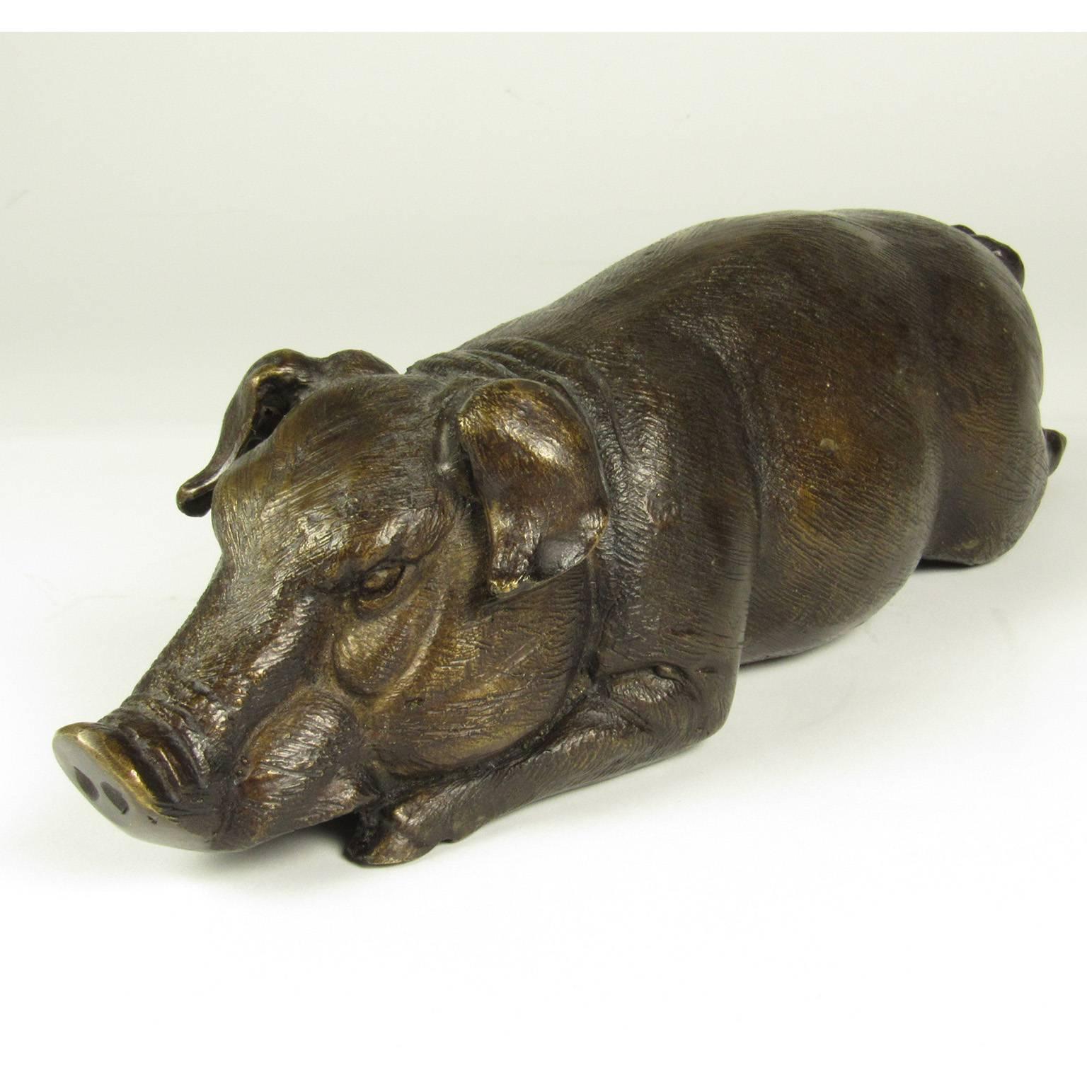 Japanese Meiji Bronze Sculpture of a Reclining Pig In Good Condition In Concord, MA