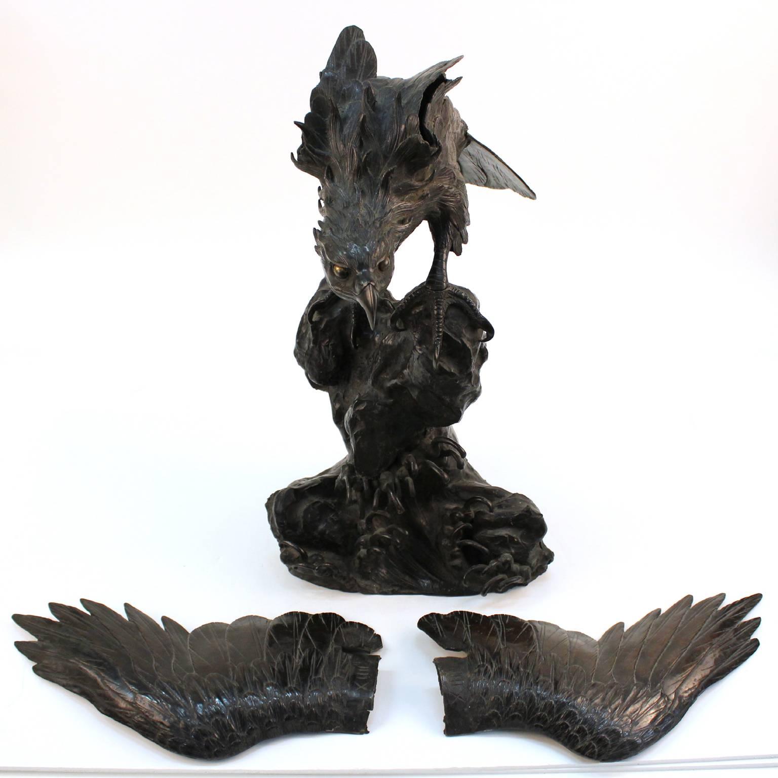 Japanese Meiji Bronze Sea-Hawk Sculpture For Sale 3