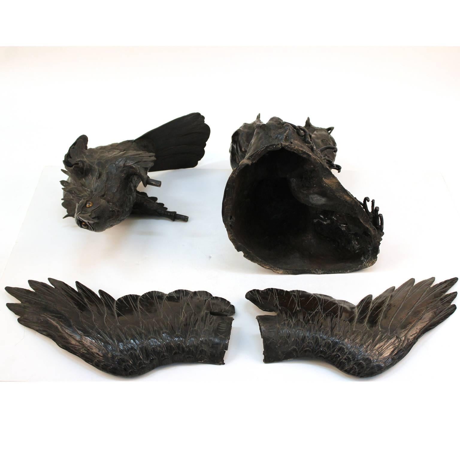 Japanese Meiji Bronze Sea-Hawk Sculpture For Sale 2