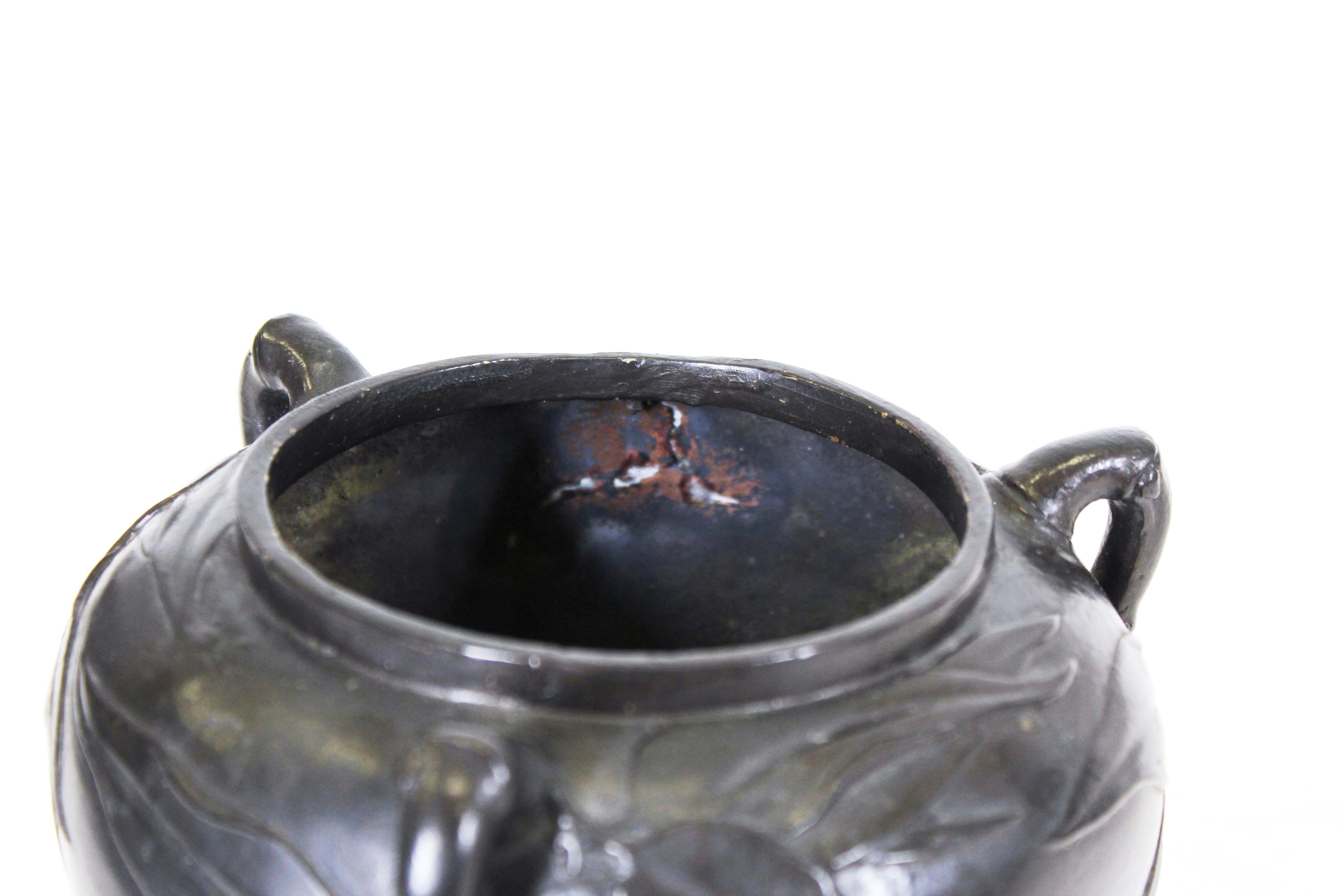 Japanese Meiji Bronze Tripod Vessel For Sale 6