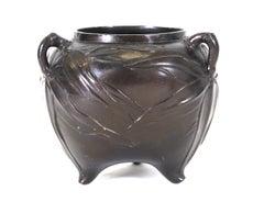 Vase tripode japonais Meiji en bronze