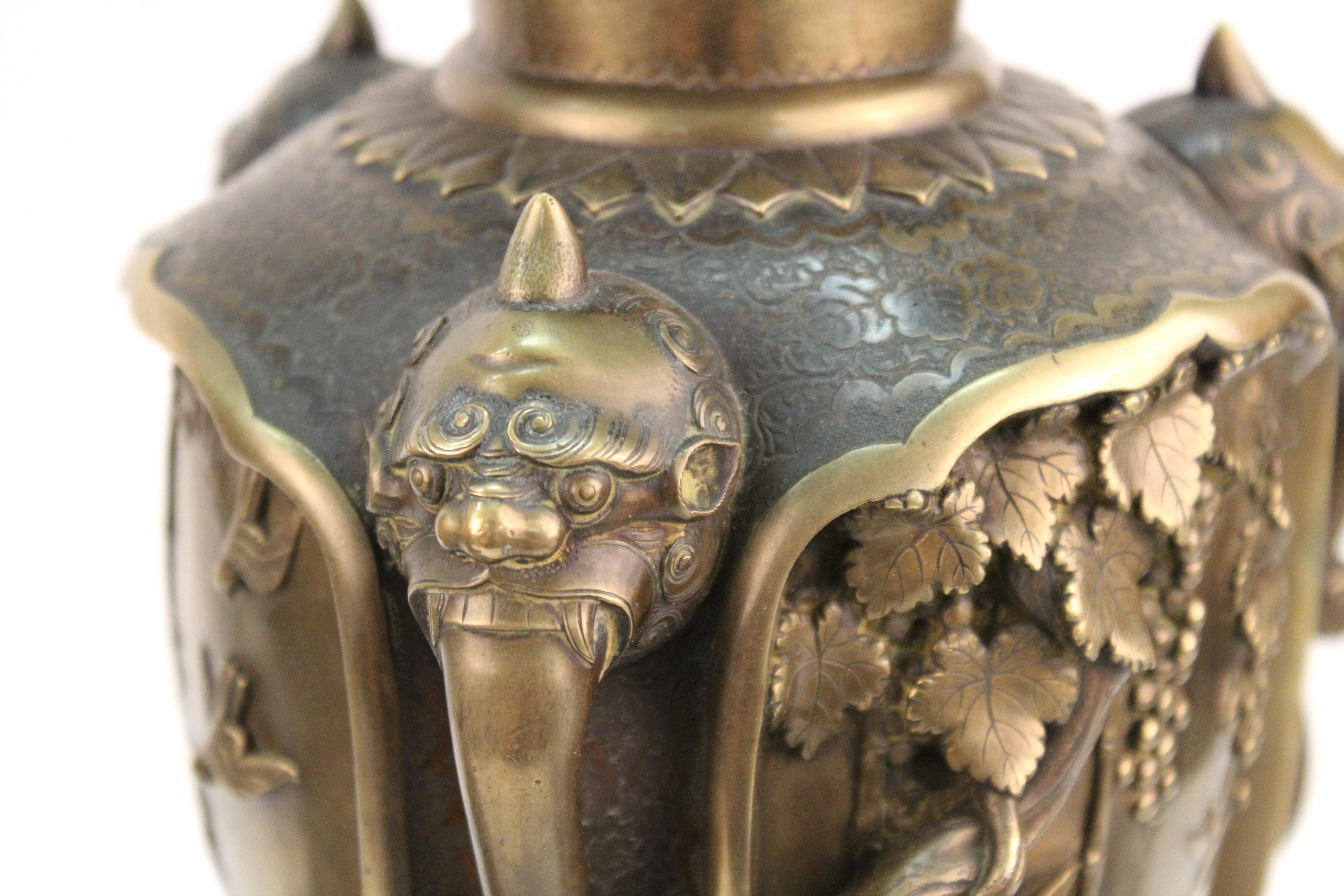 Japanese Meiji Bronze Urn Form Table Lamps 11