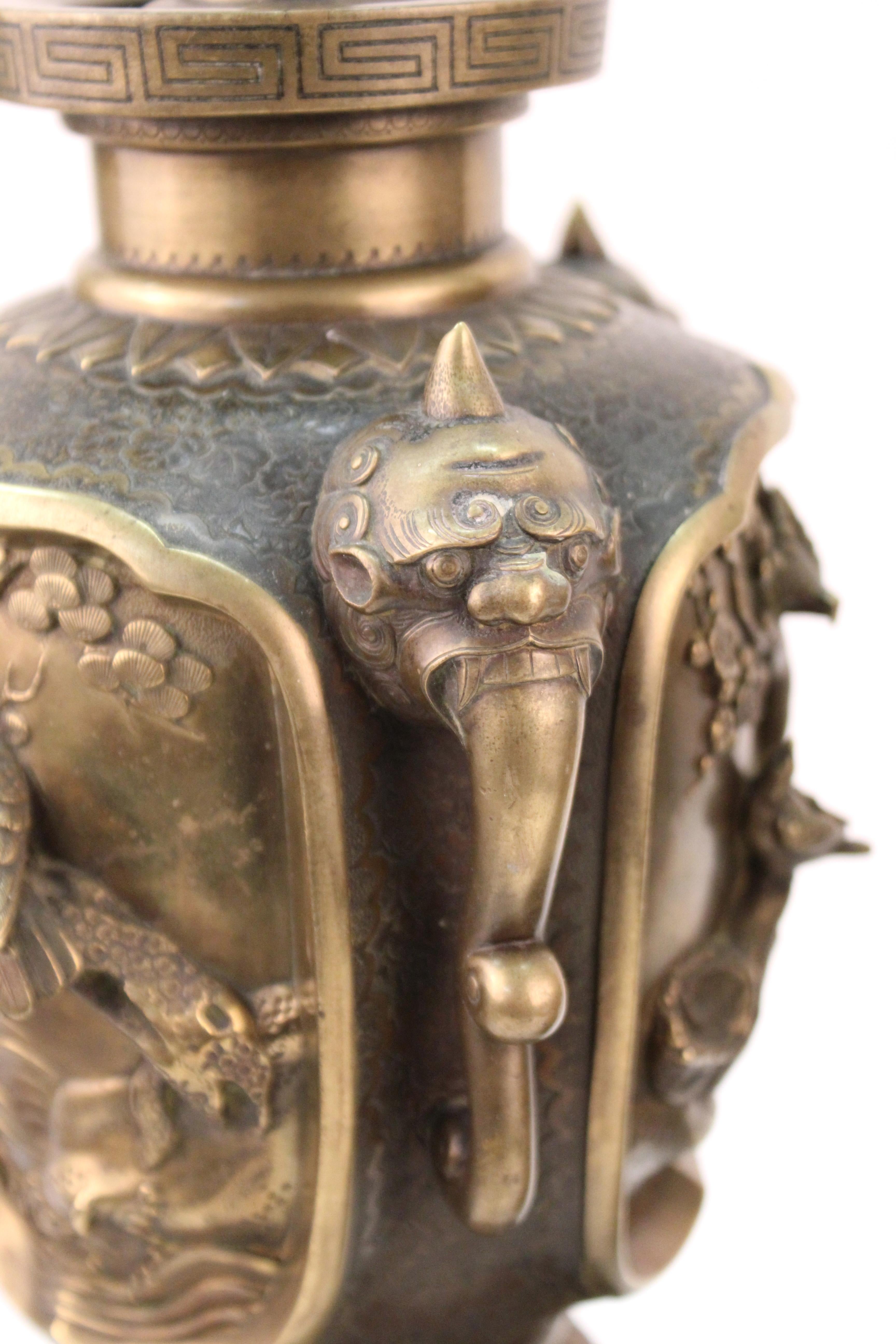 Japanese Meiji Bronze Urn Form Table Lamps 4