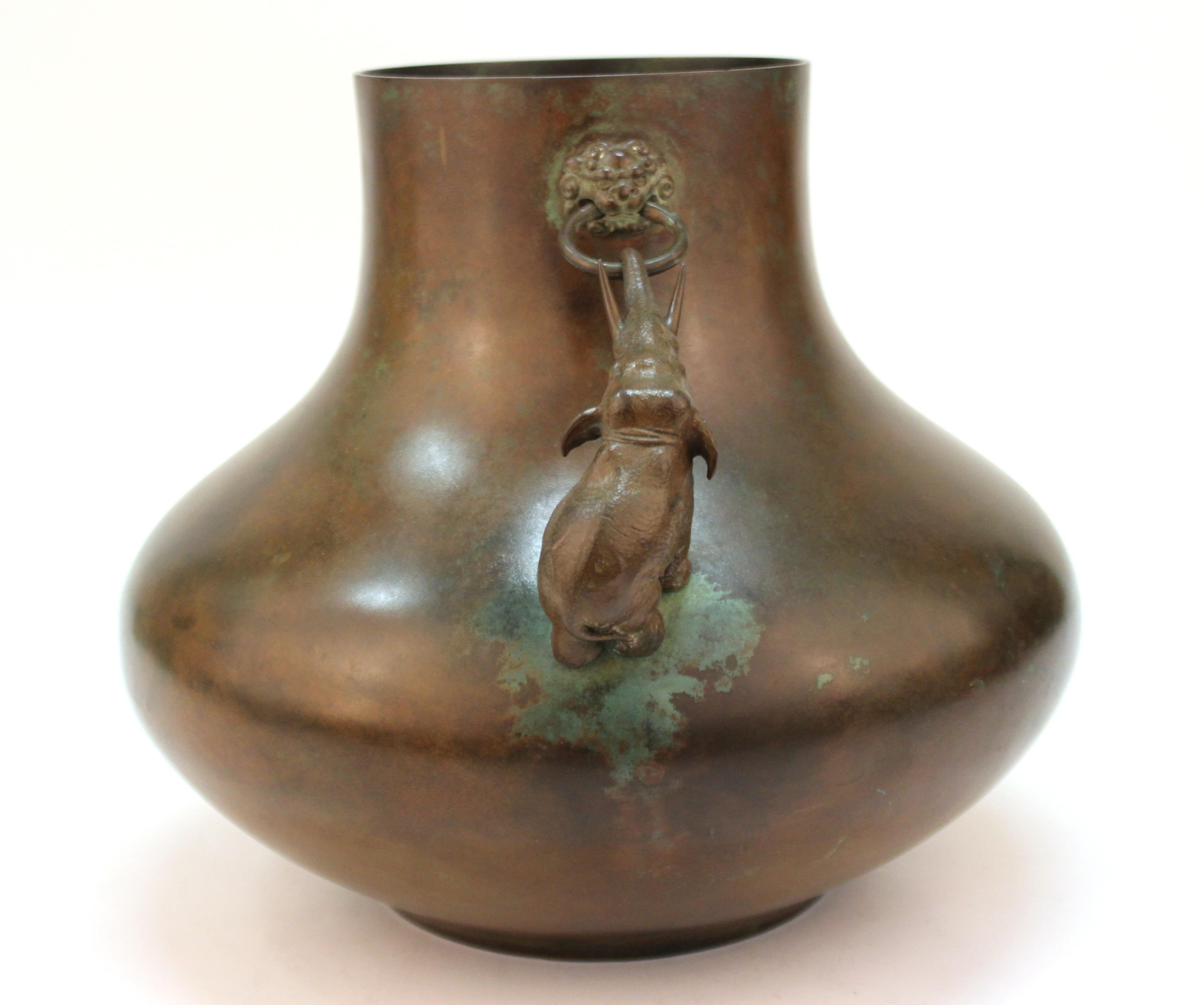Japanese Meiji Bronze Vase with Sculpted Elephant Handles 1