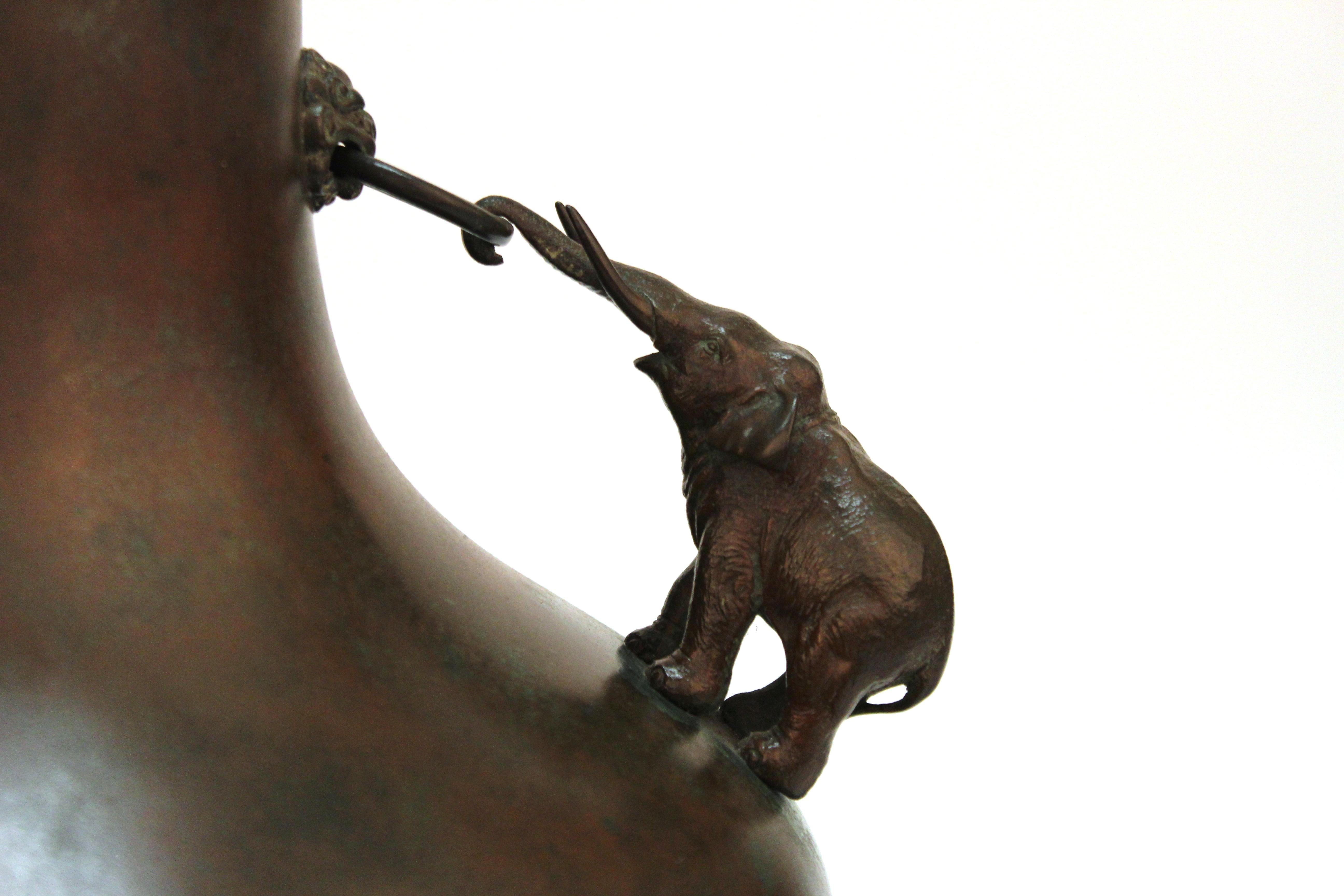 Japanese Meiji Bronze Vase with Sculpted Elephant Handles 2