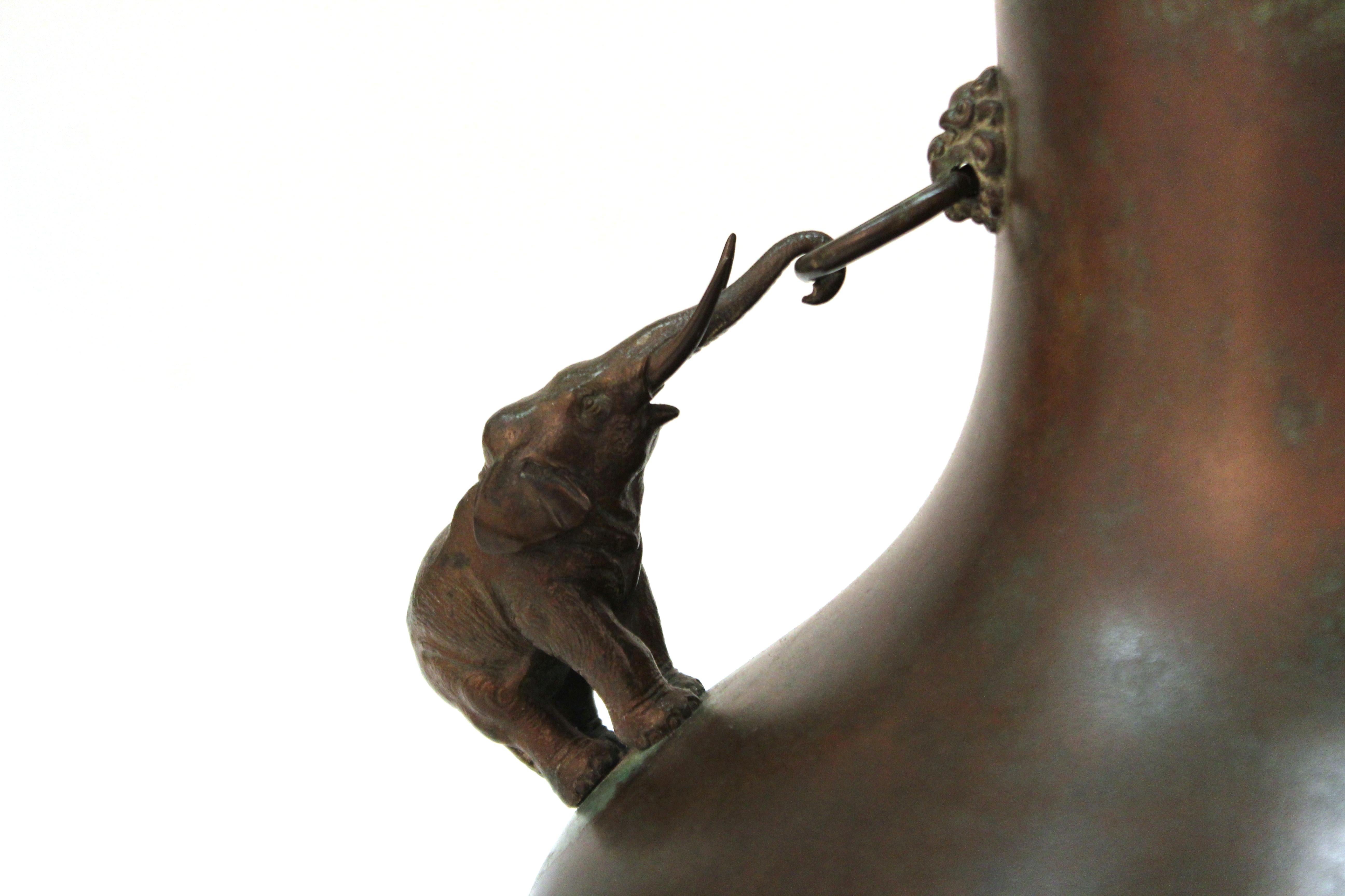 Japanese Meiji Bronze Vase with Sculpted Elephant Handles 3