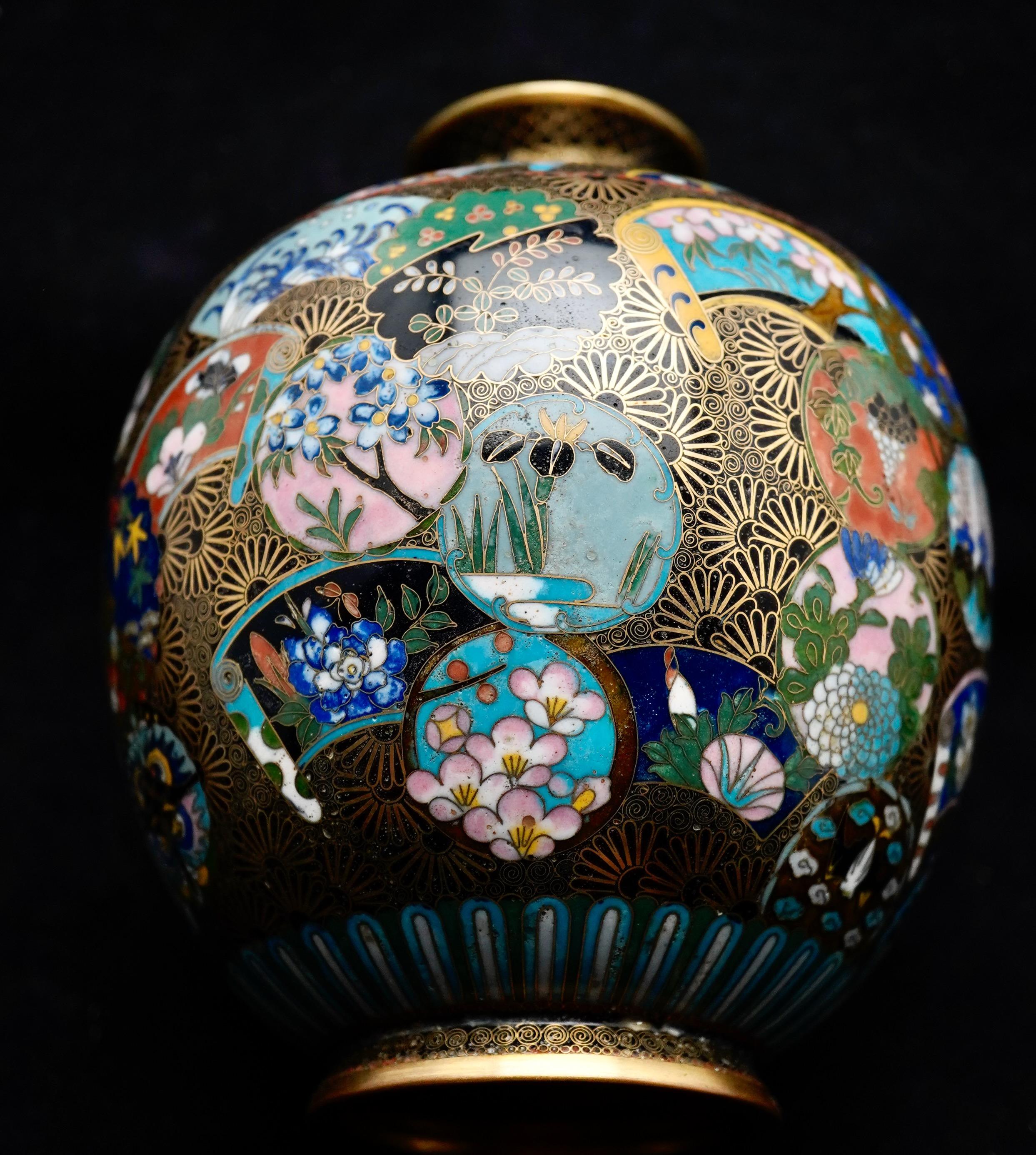 Jarrón japonés Meiji de cloisonné Japonés en venta