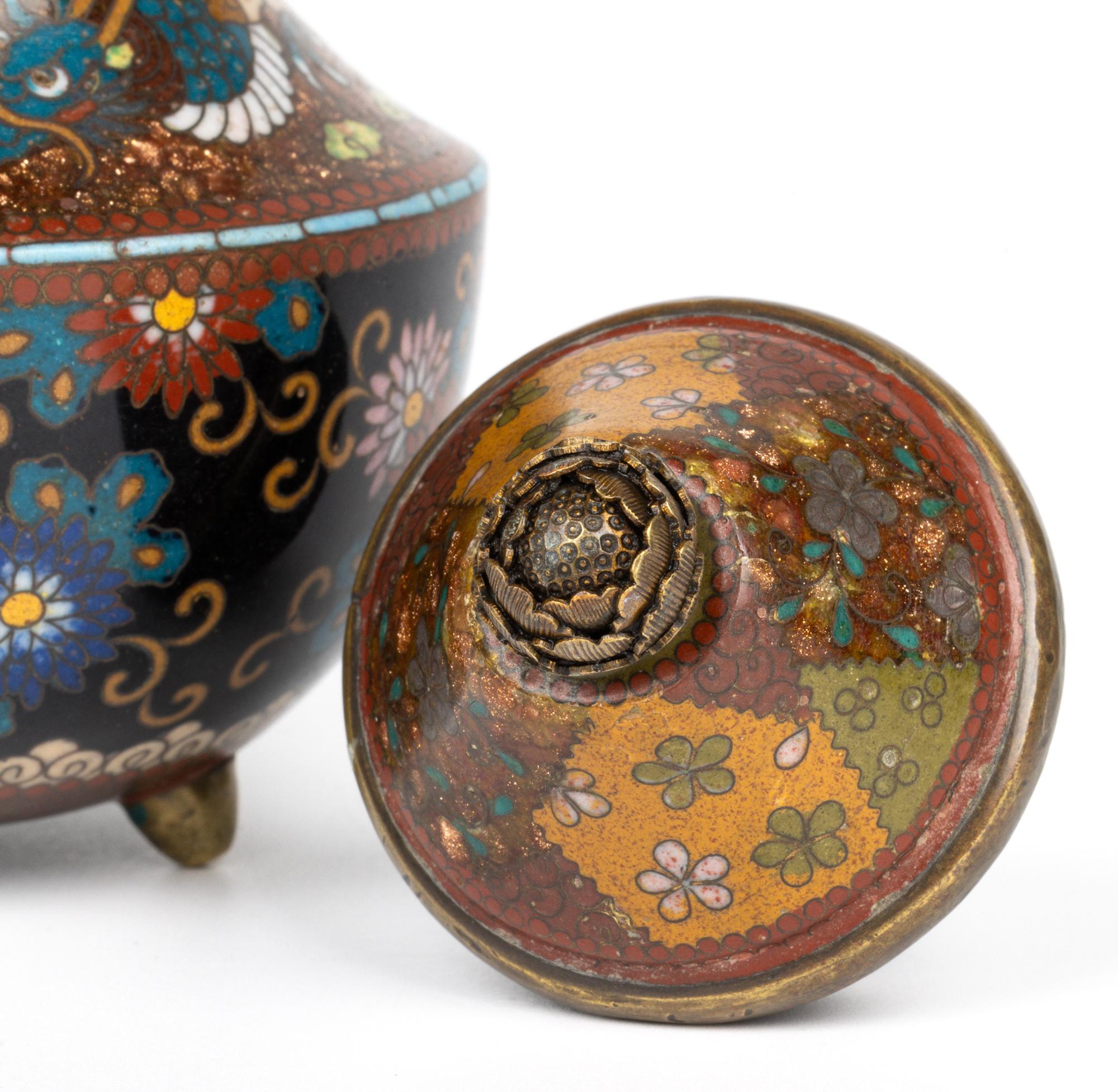 Japanese Meiji Dragon & Floral Pattern Cloisonne Koro & Cover For Sale 10