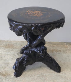 Japanischer Meiji-Beistelltisch aus Treibholz und Verzierungen