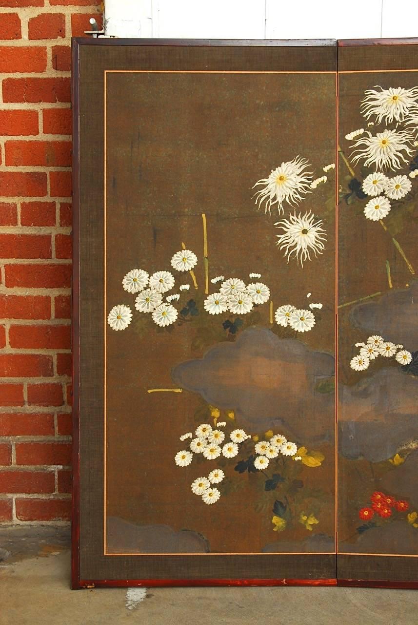 Japanese Meiji Four-Panel Moriage Style Chrysanthemum Screen In Good Condition In Rio Vista, CA