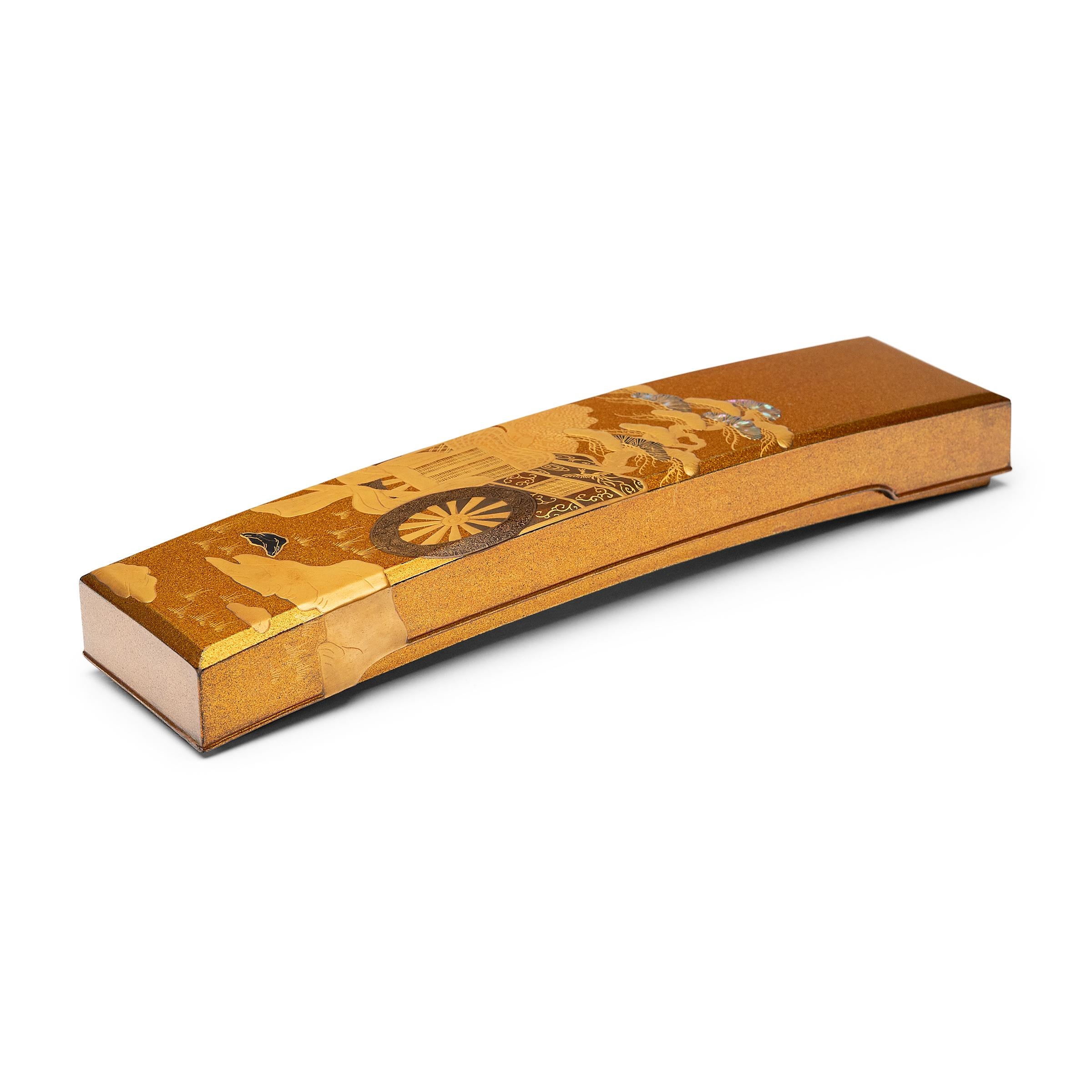 Japanese Meiji Gilt Lacquer Writing Desk & Poem Box For Sale 4