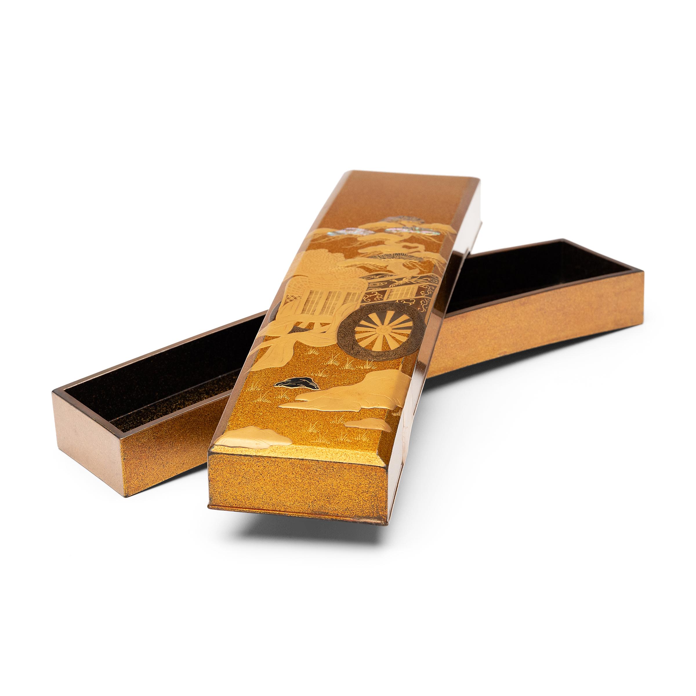 Japanese Meiji Gilt Lacquer Writing Desk & Poem Box For Sale 5