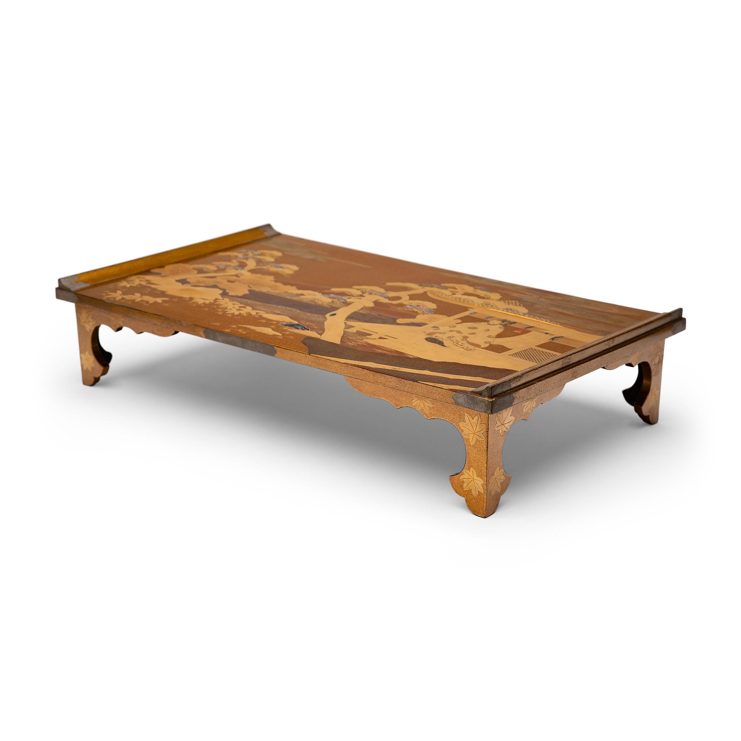 Japanese Meiji Gilt Lacquer Writing Desk & Poem Box For Sale 1