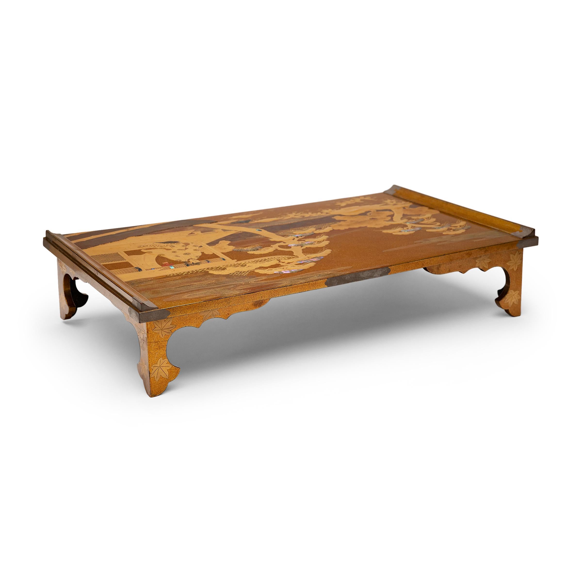 Japanese Meiji Gilt Lacquer Writing Desk & Poem Box For Sale 2