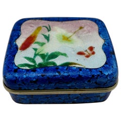 Japanese Meiji Ginbari Cloisonne Finely Decorated Floral Box