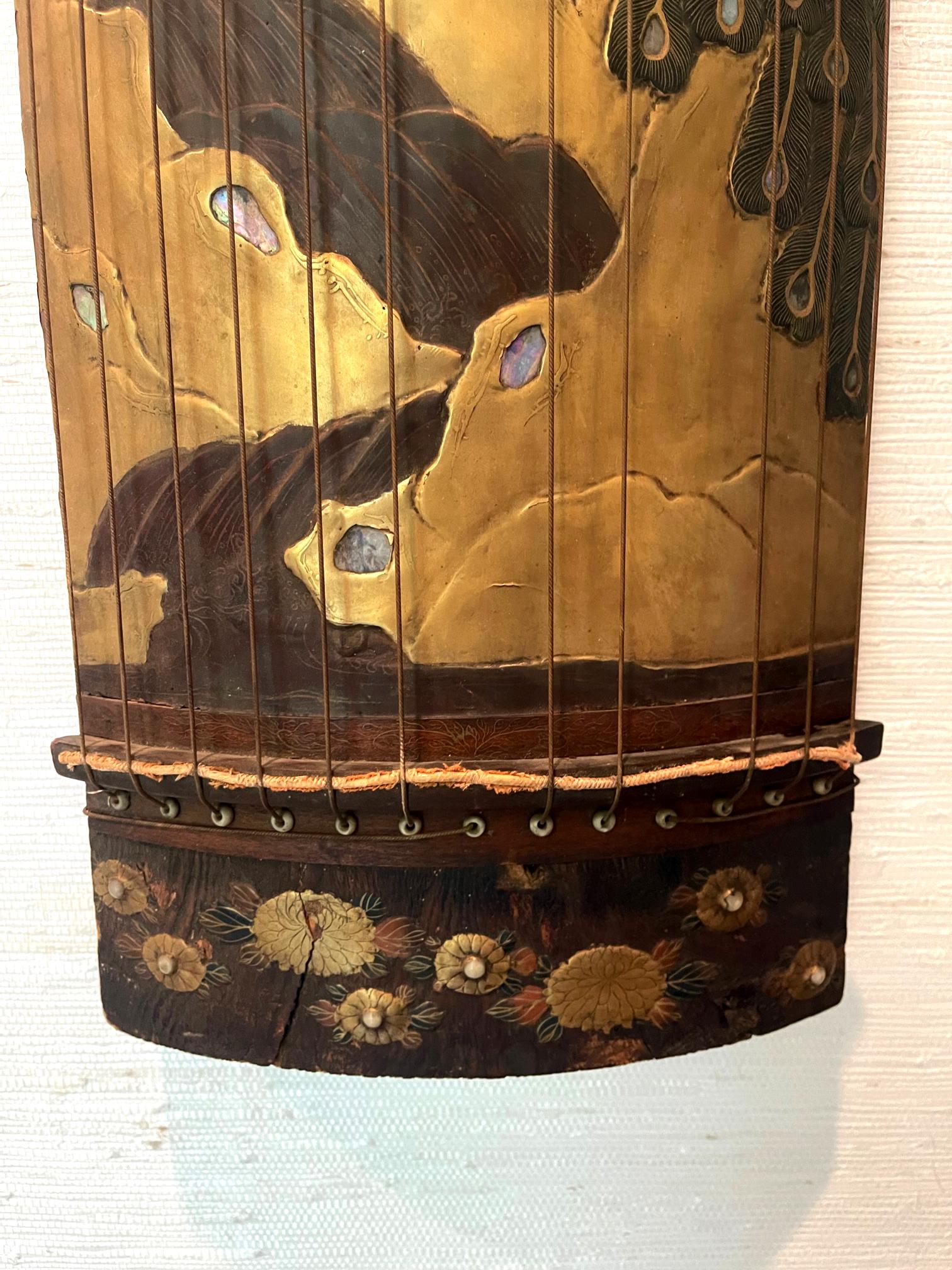 19th Century Japanese Meiji Han Koto with Maki-e Lacquer Decoration For Sale