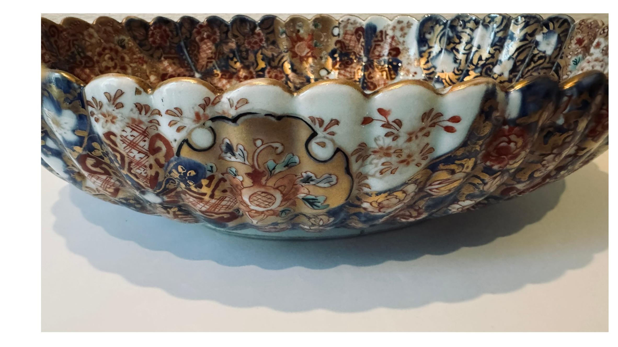 Japanese Meiji Imari Porcelain Charger, circa 1860 For Sale 5