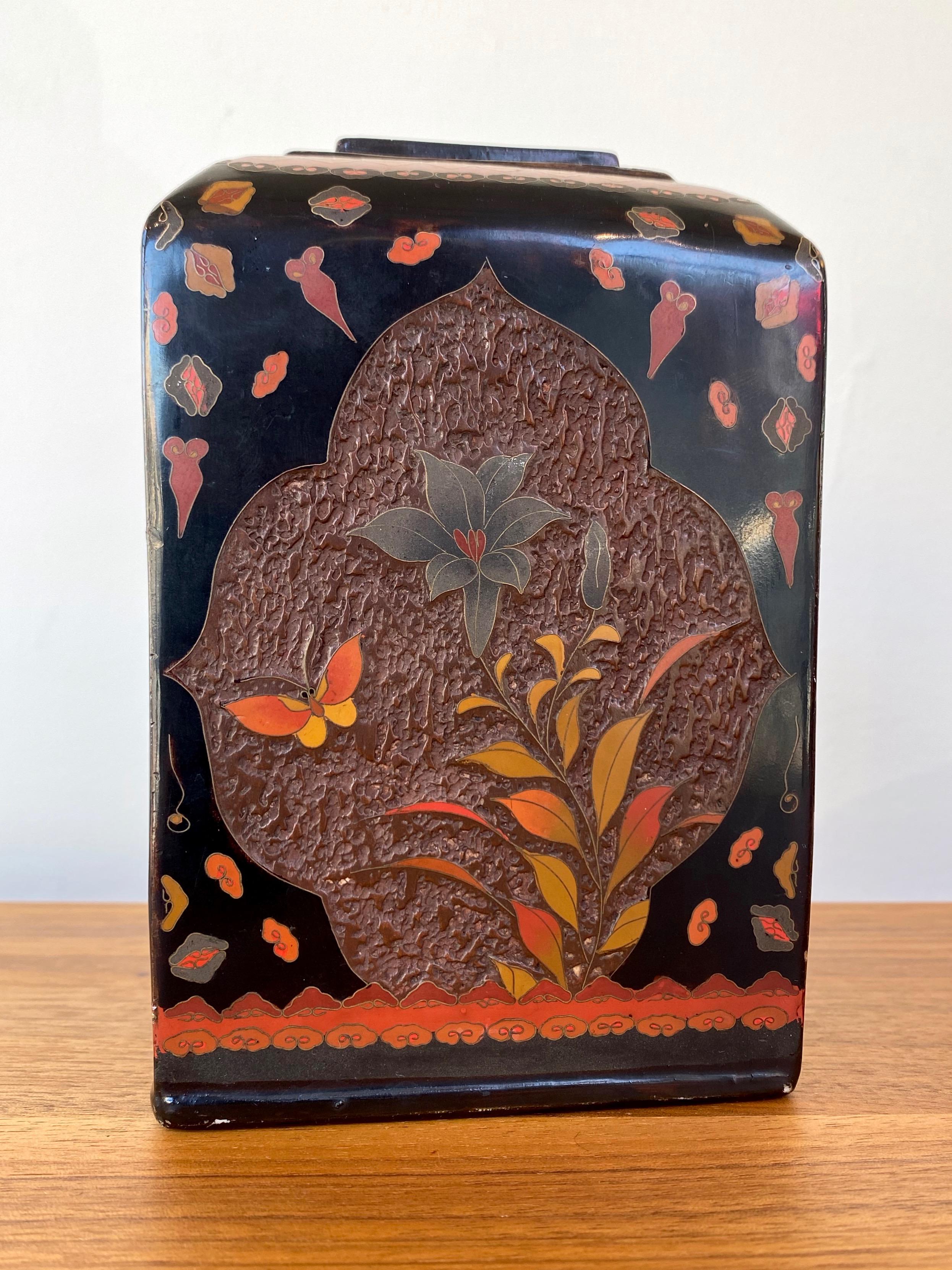 Japanese Meiji Jiki-Shippo “Tree-Bark” Cloisonné Porcelain Vase, Early 1900s 4