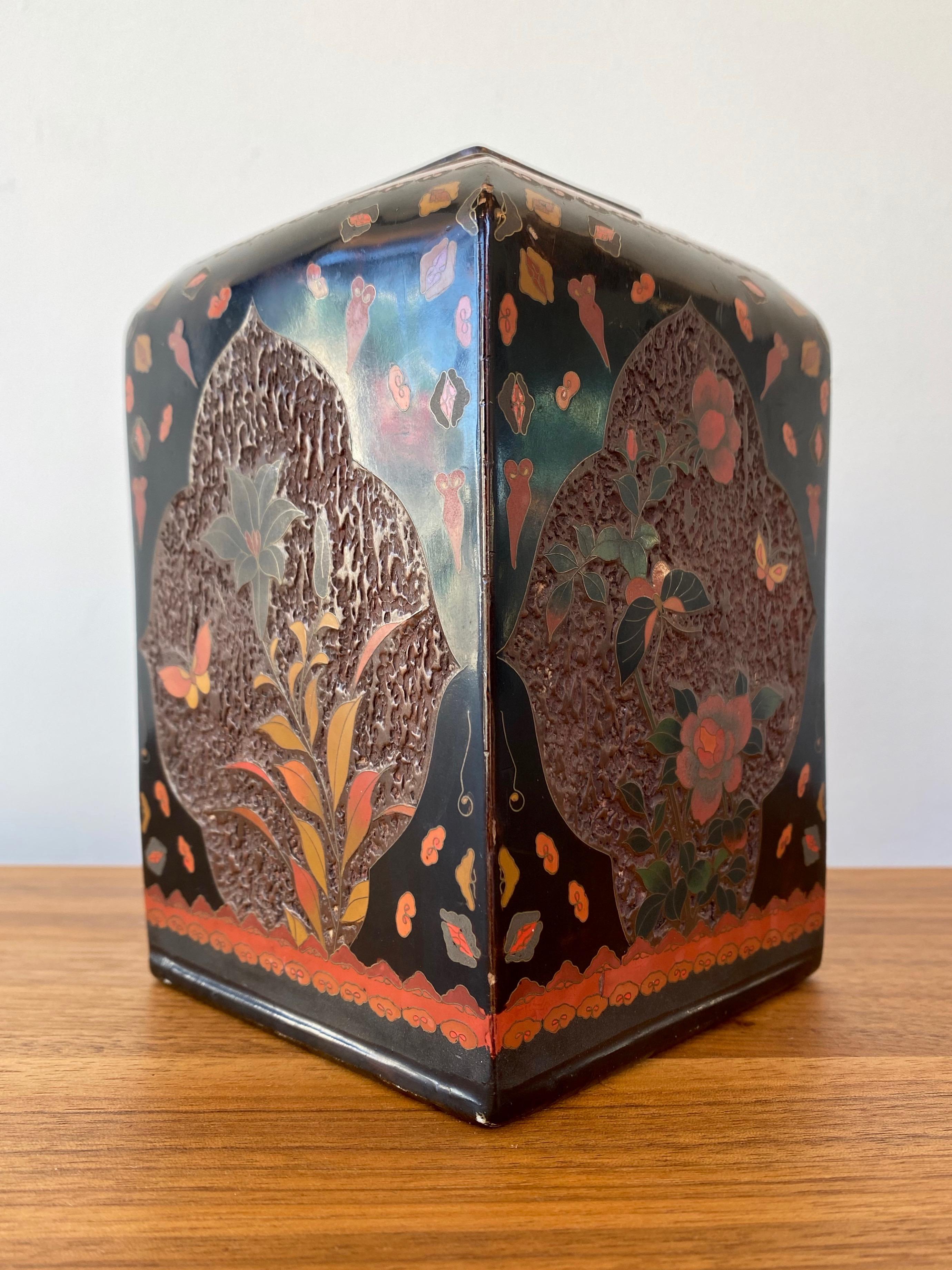 Japanische Meiji Jiki-Shippo „Barock“-Cloisonné-Porzellanvase:: frühe 1900er Jahre (Meiji-Periode) im Angebot