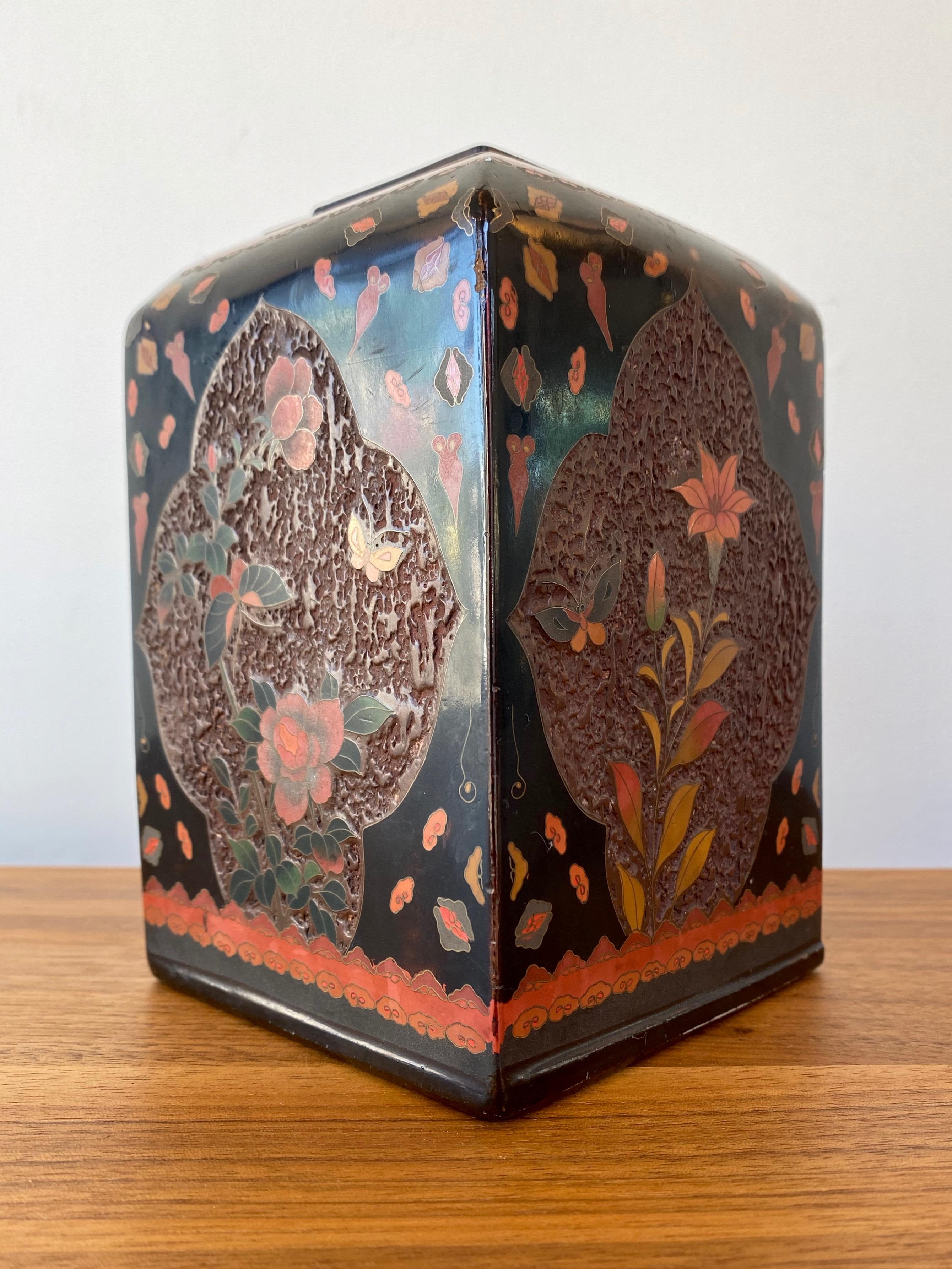 Early 20th Century Japanese Meiji Jiki-Shippo “Tree-Bark” Cloisonné Porcelain Vase, Early 1900s