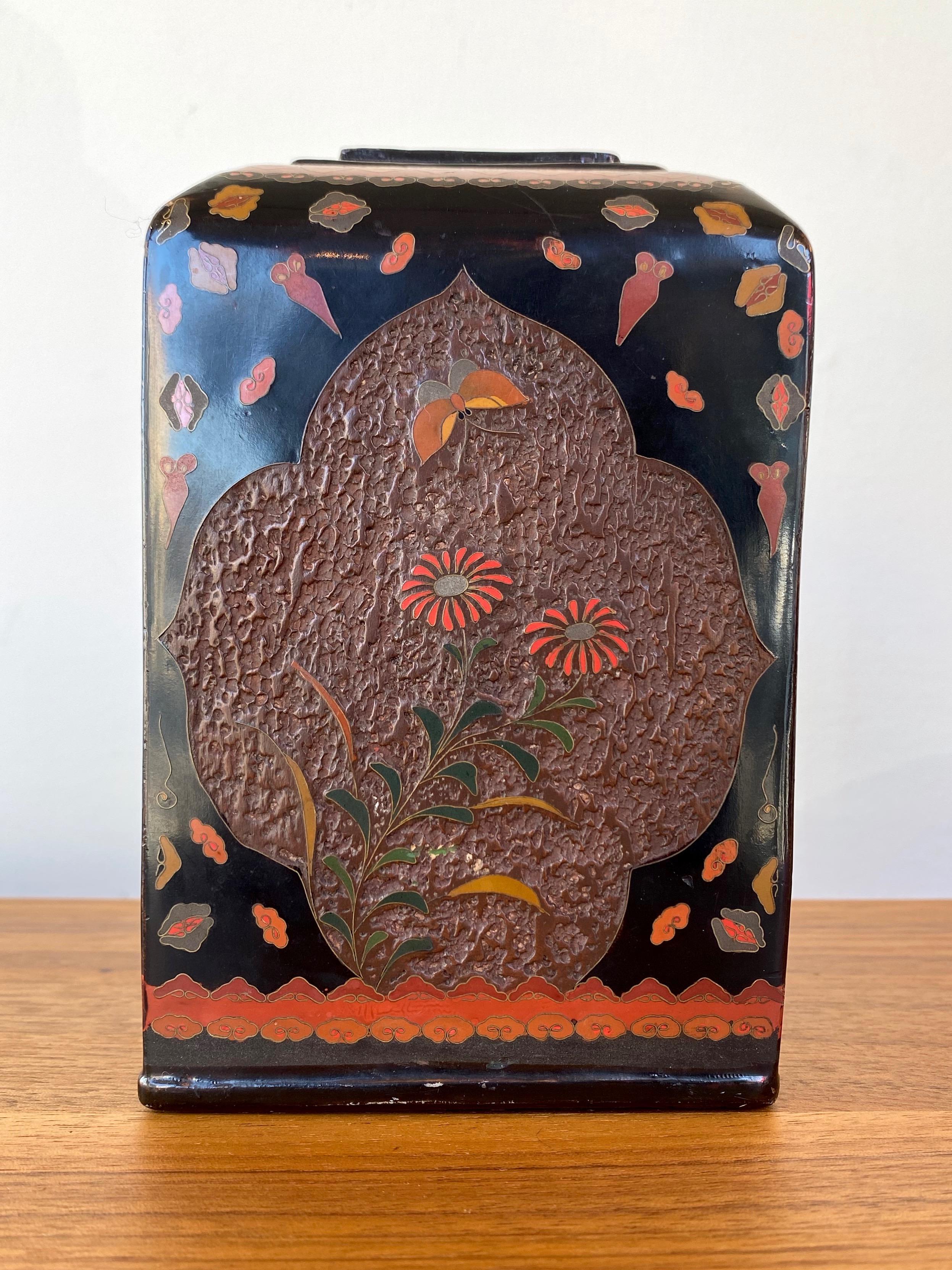 Japanese Meiji Jiki-Shippo “Tree-Bark” Cloisonné Porcelain Vase, Early 1900s 2
