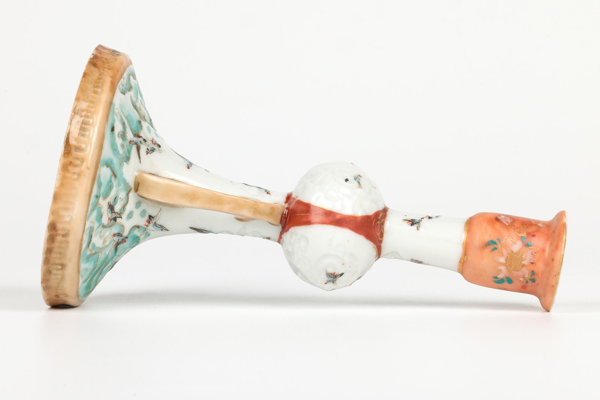 Japanese Meiji Kutani Porcelain Candlestick Painted with Sea Birds For Sale 5