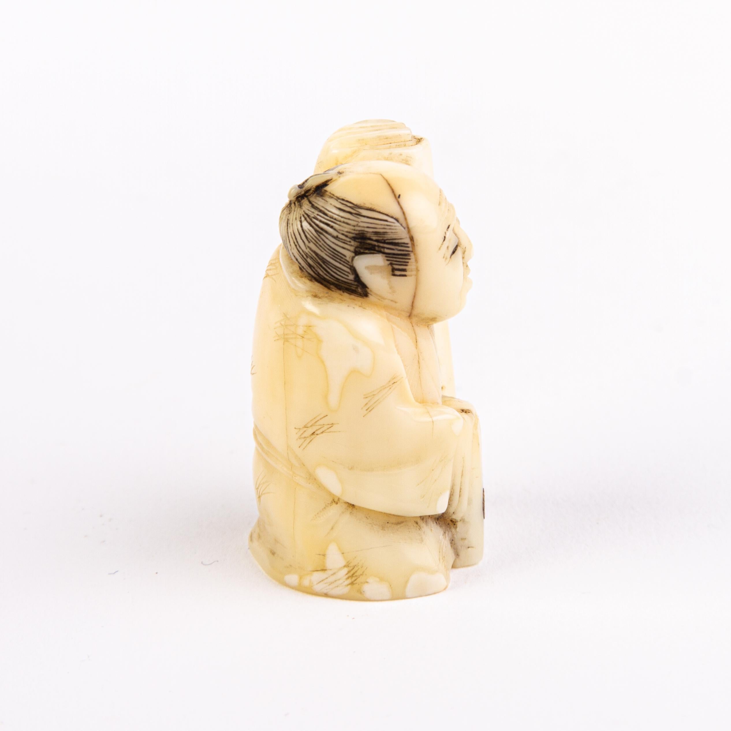 In good condition
From a private collection
Free international shipping
Japanese Meiji Netsuke Inro 