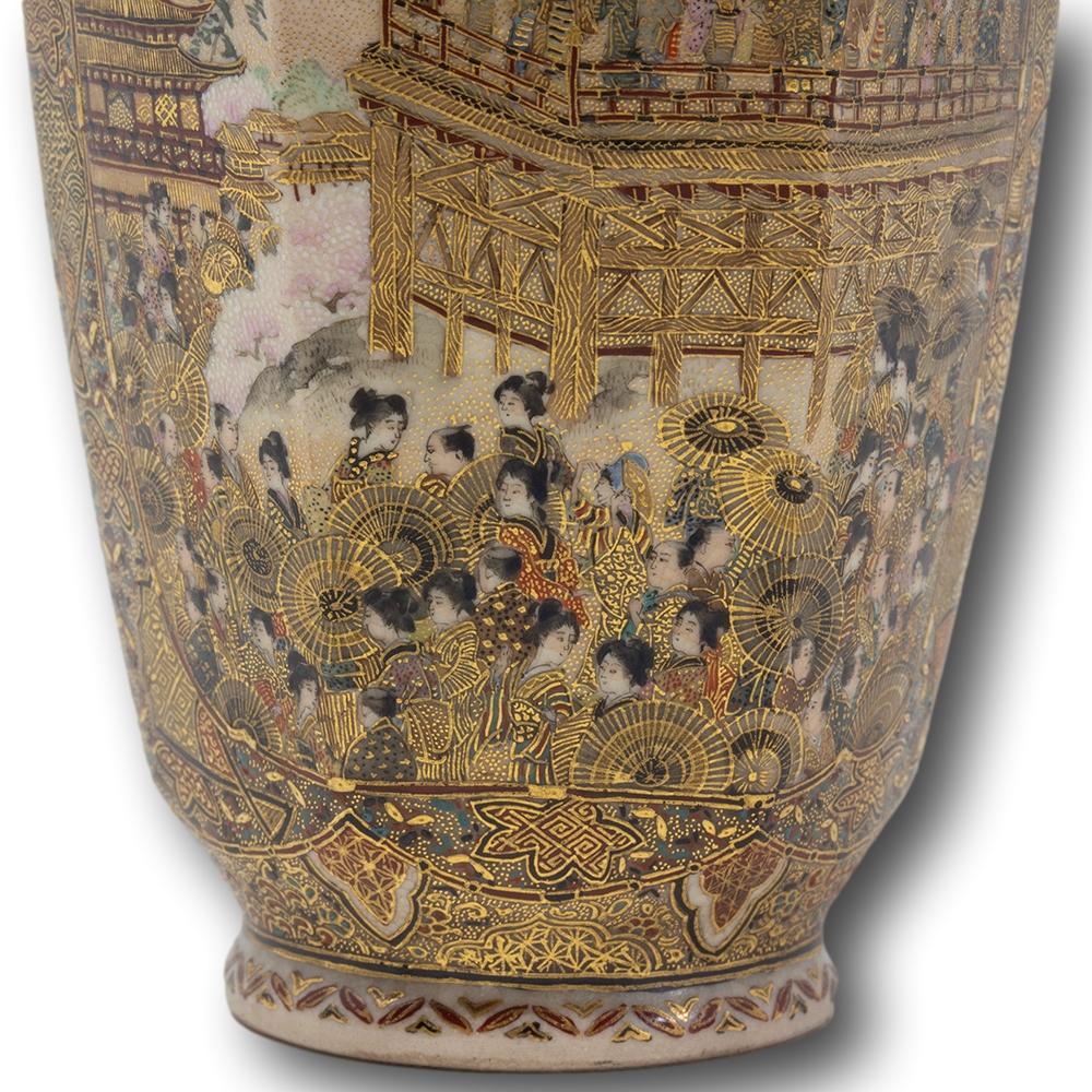 Japanese Meiji Period (1868-1912) Satsuma Earthenware Vase Taizan for Hattori For Sale 5