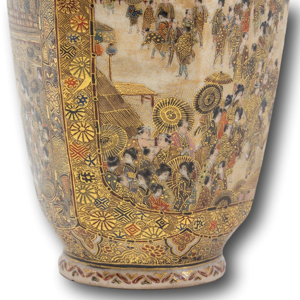 Japanese Meiji Period (1868-1912) Satsuma Earthenware Vase Taizan for Hattori For Sale 8