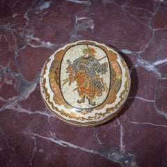 Japanese Meiji Period (1868-1912) Satsuma Kogo Incense Box by Taizan Yohei
