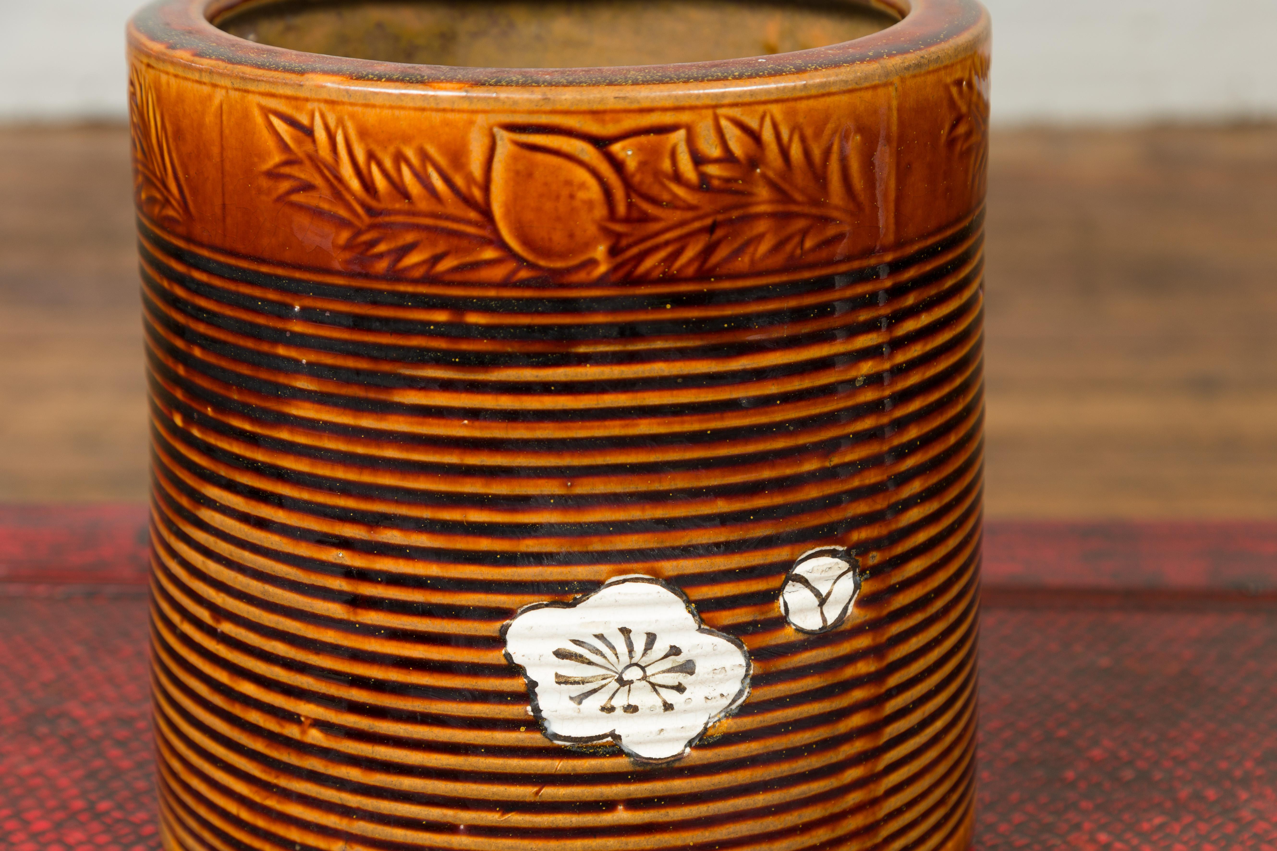 Japanese Meiji Period 19th Century Hibachi Planter with Burnt Patina and Flower In Good Condition In Yonkers, NY