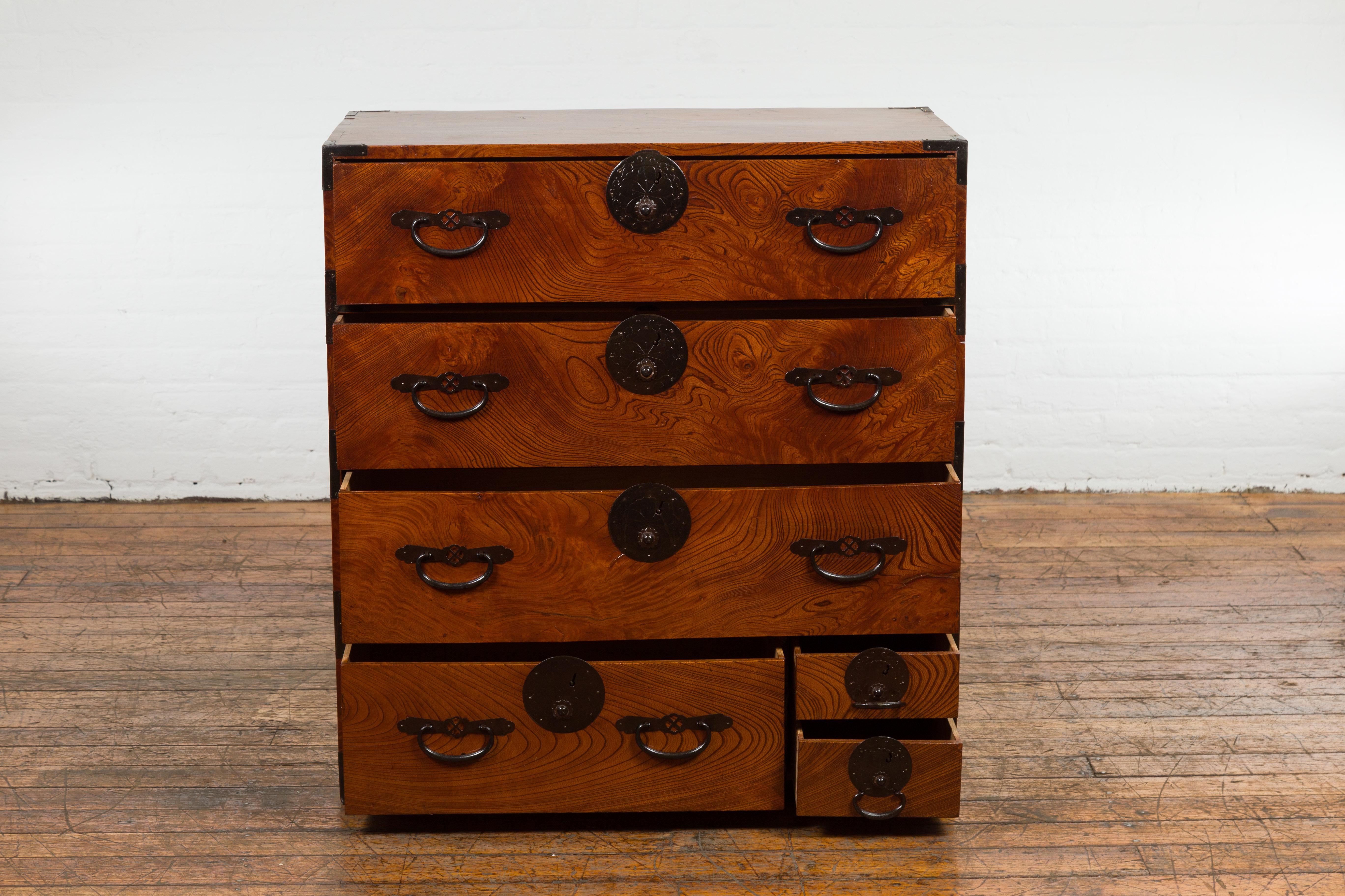 Japanese Meiji Period 19th Century Isho Dansu Clothing Chest with Brown Lacquer 6