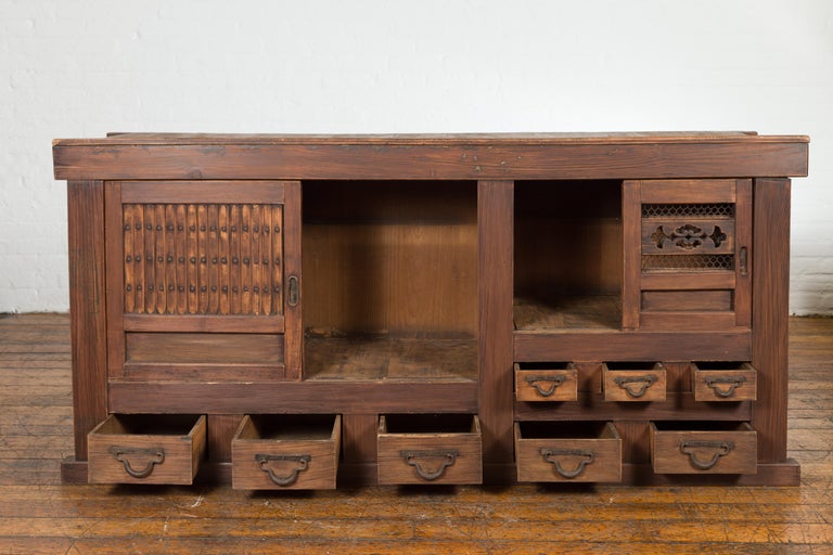 https://a.1stdibscdn.com/japanese-meiji-period-19th-century-mizuya-kitchen-cabinet-with-doors-and-drawers-for-sale-picture-14/f_8639/f_331588921678133366686/FEA_YN7595_13_master.jpg?width=768