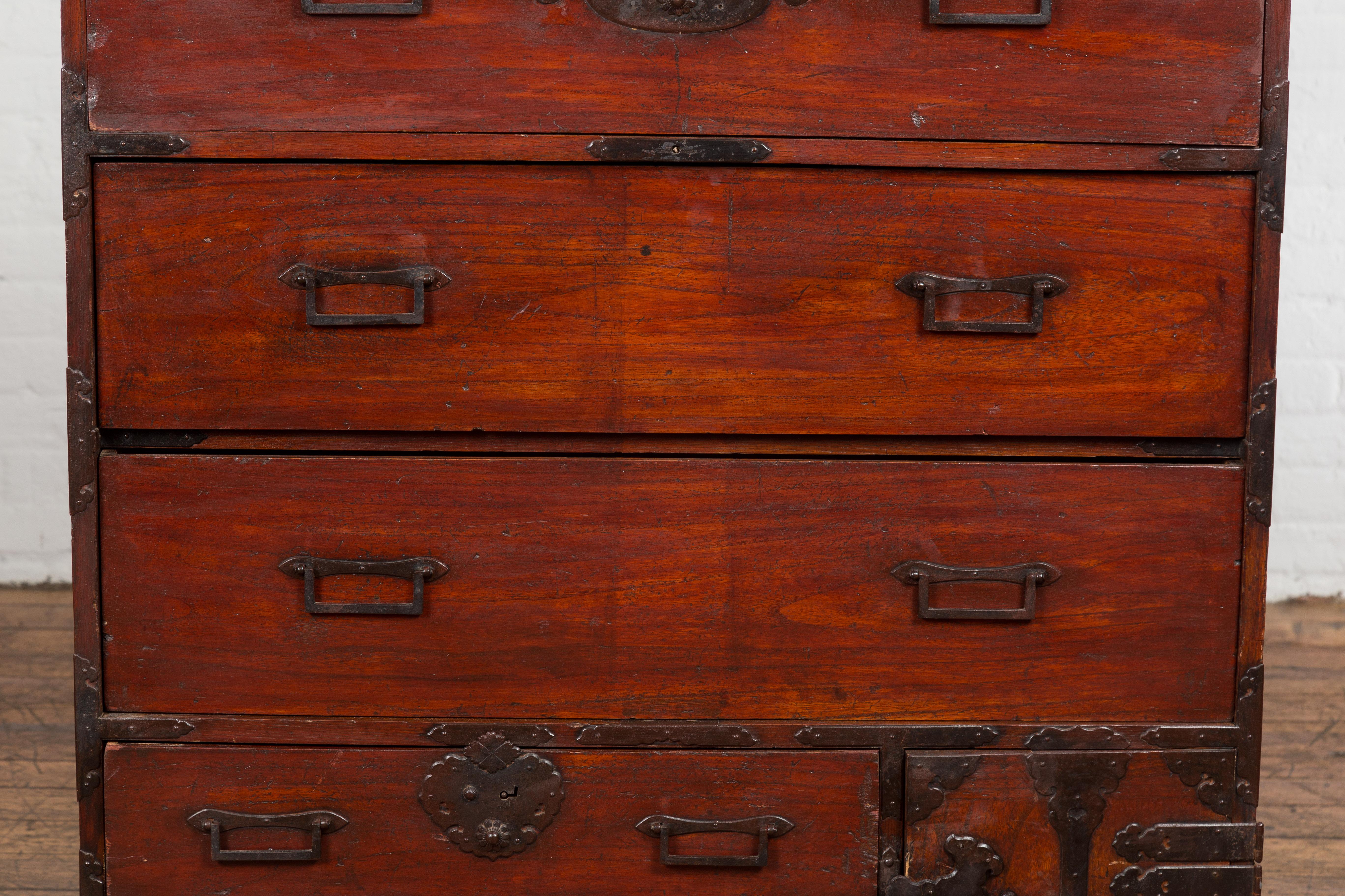 Large 19th Century Antique Dresser Chest In Good Condition For Sale In Yonkers, NY