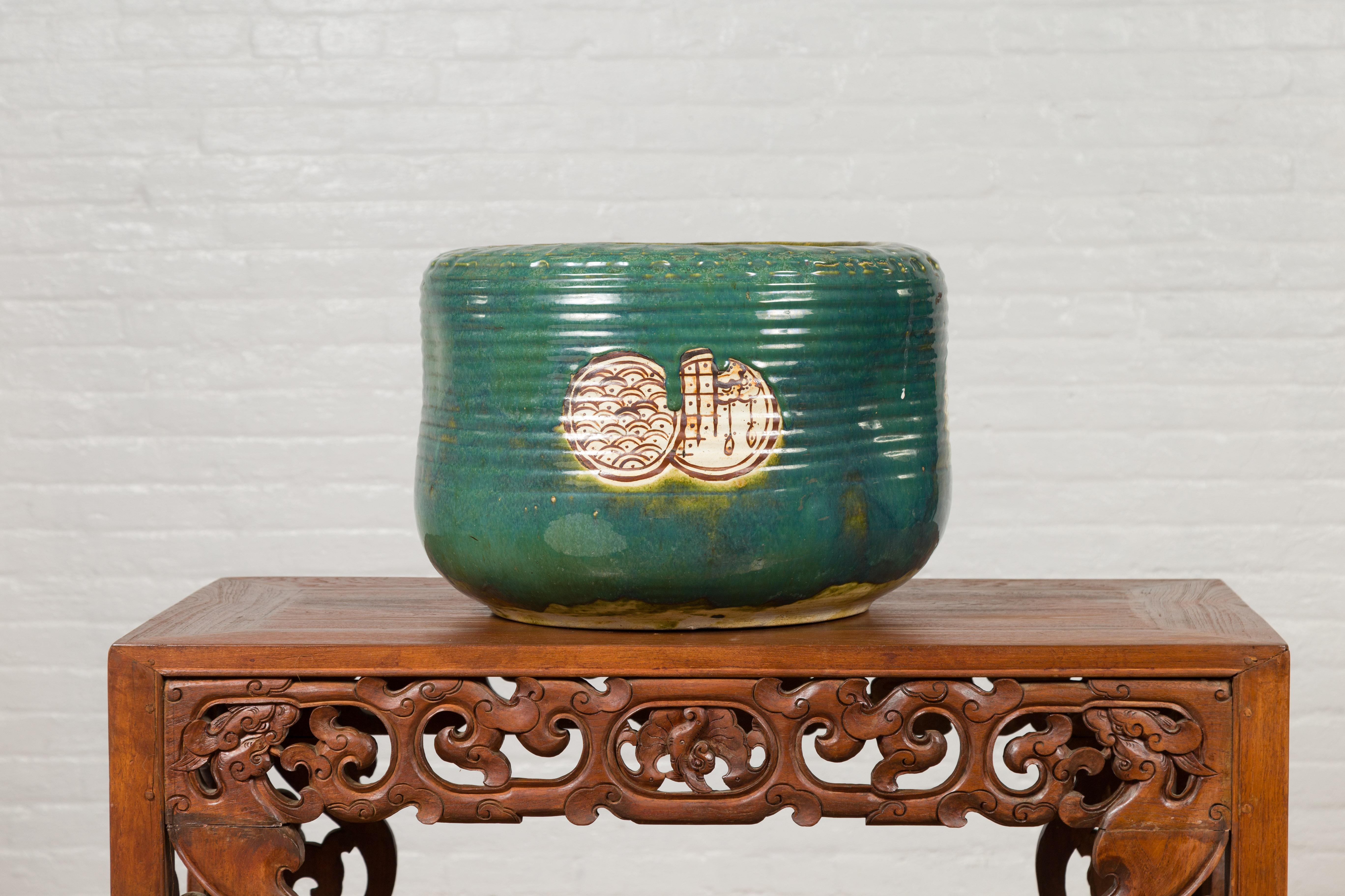 Japanese Meiji Period 19th Century Round Planter with Green Oribe Glaze 5