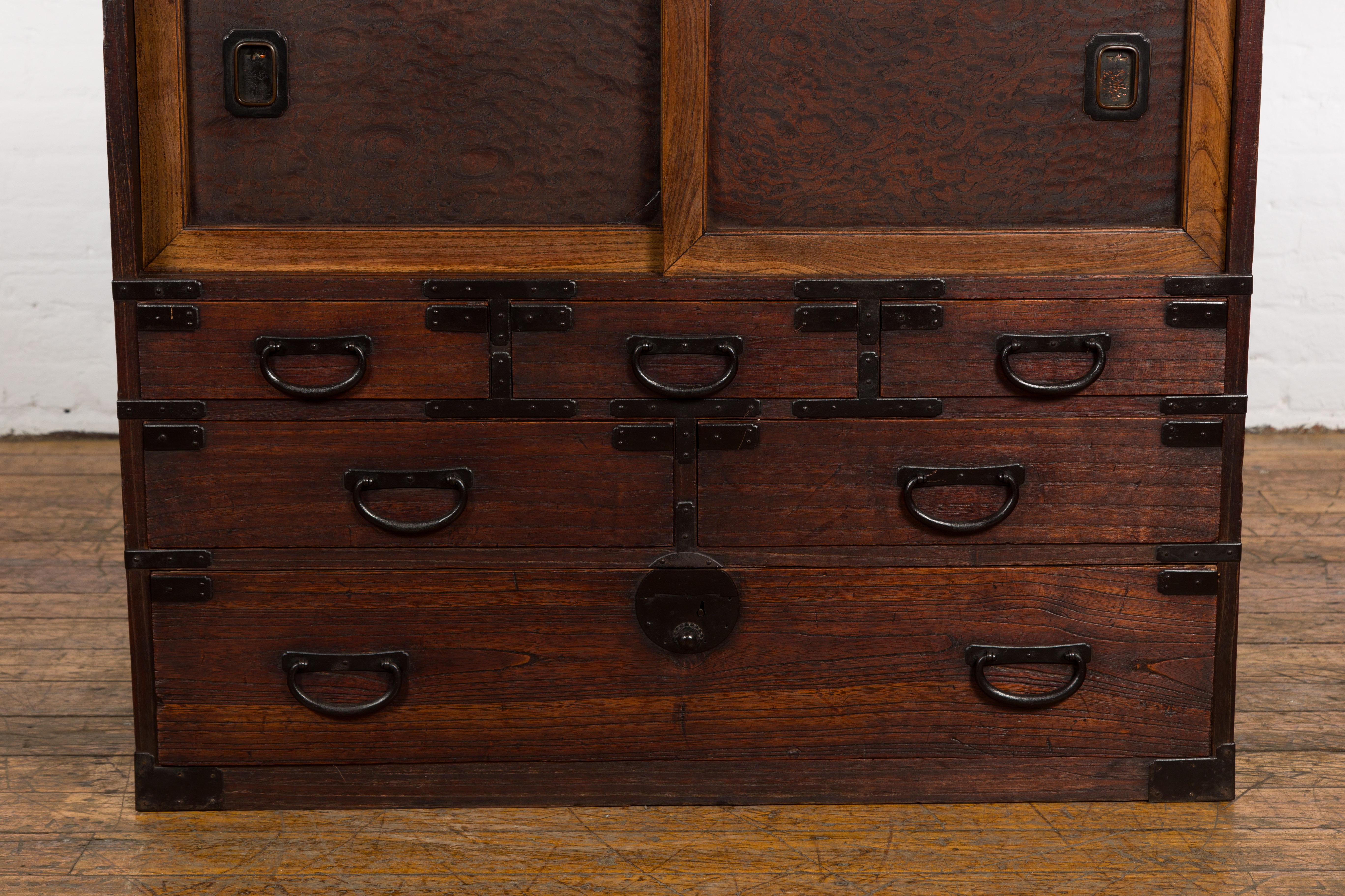 Japanese Meiji Period 19th Century Tansu Chest with Sliding Chest and Drawers For Sale 2