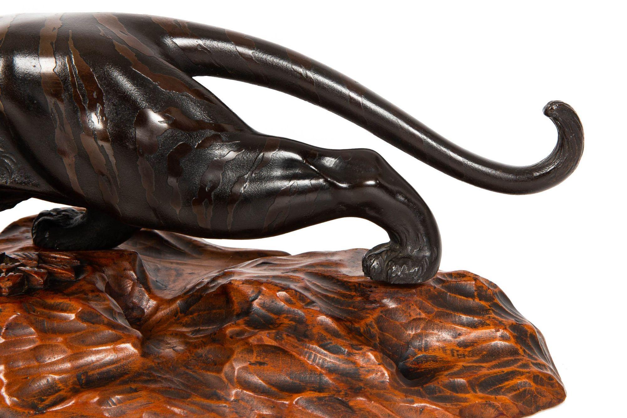 Fine Japanese Meiji Bronze Okimono Sculpture of Tiger by Mitani For Sale 9