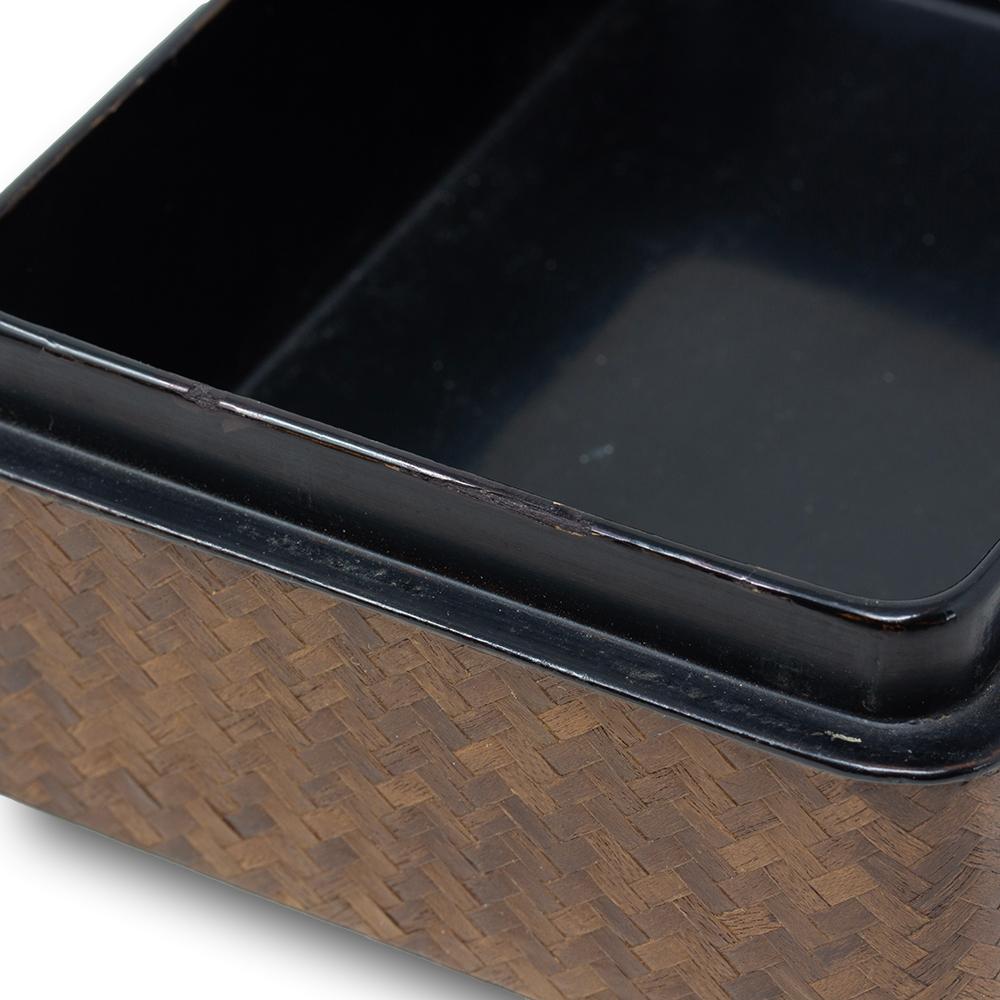 Scatola per sigari in bambù e argento del periodo Meiji giapponese con porta fiammiferi in vendita 2