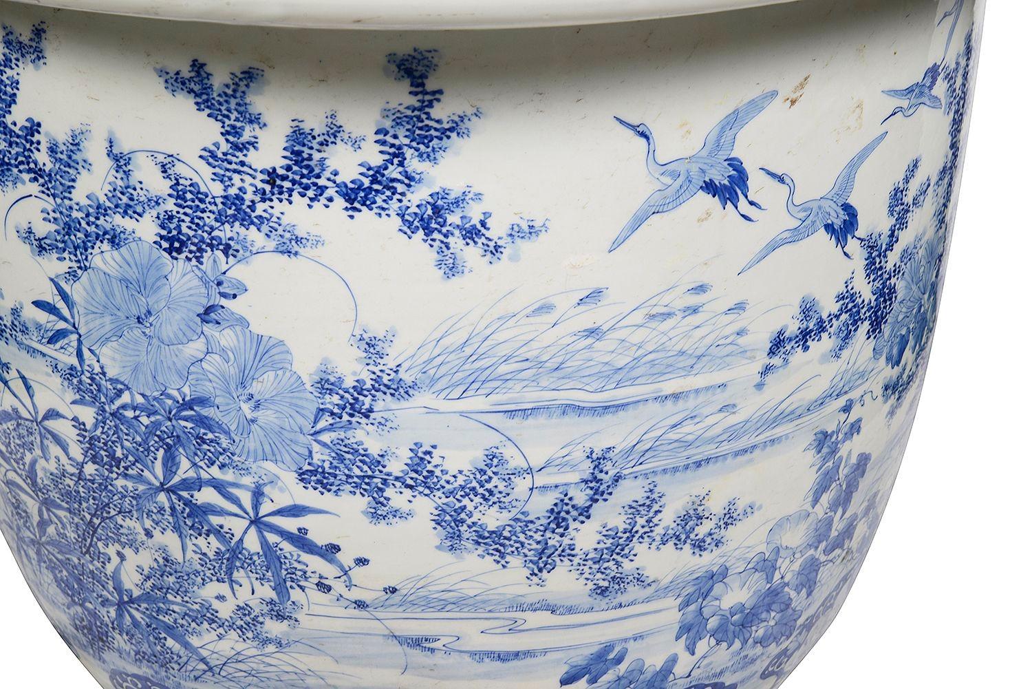 Porcelain Japanese Meiji period Blue and White Jardiniere.