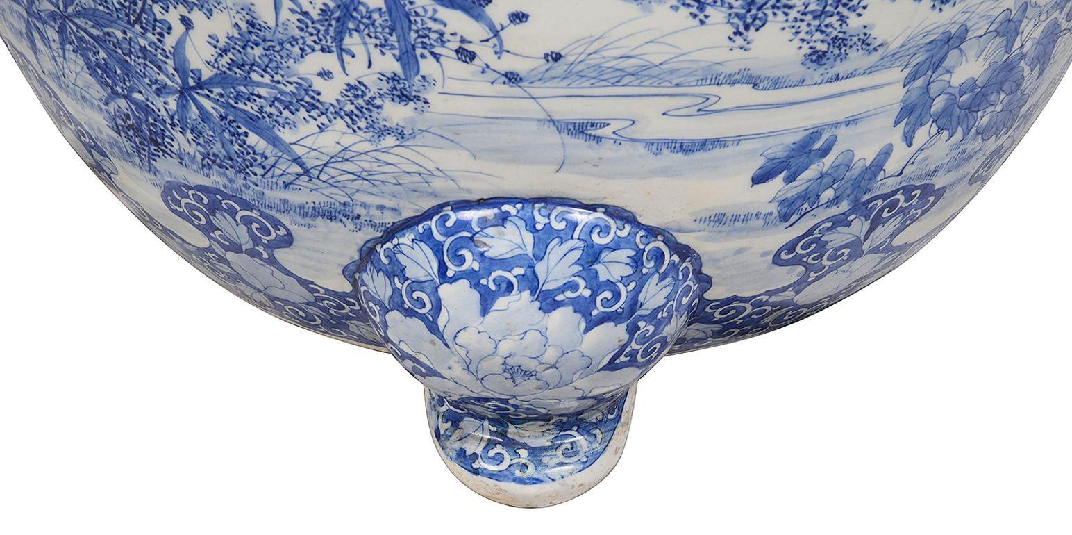 Japanese Meiji period Blue and White Jardiniere. 1