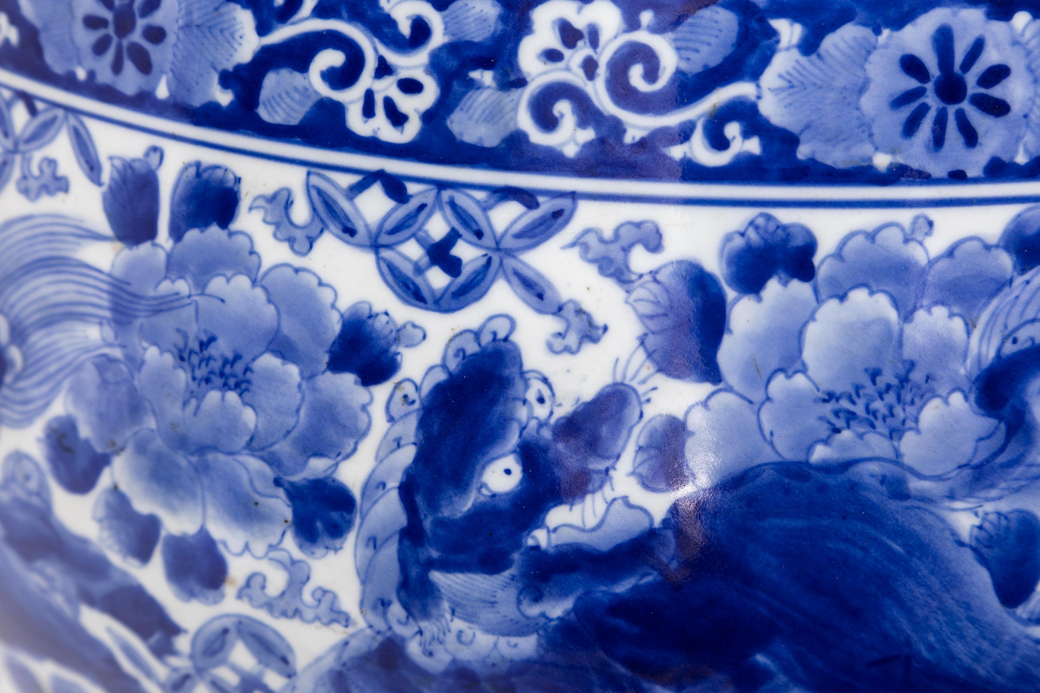 Japanese Meiji Period Blue & White Jardiniere with Shishi Dogs & Barrels: 1880 For Sale 4